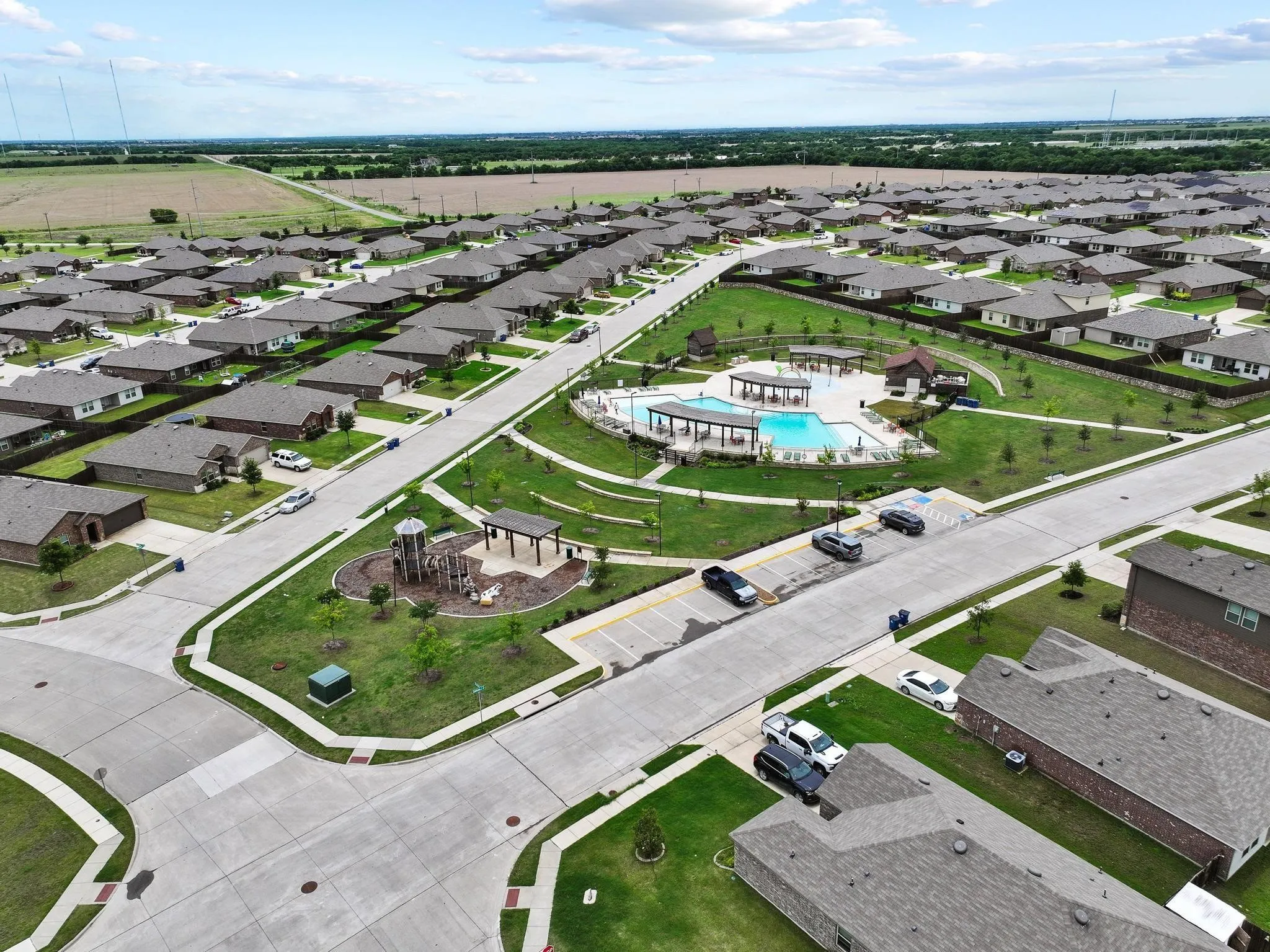 Single Family Residence For Sale in Hunt County , 2205 Feeder Way, Royse City, Texas 75189, 3 Bedroom, 2 Bathroom, 2 Garage spaces, 1,409 Sqft, built in 2023, mls#21383245, Real Estate Agent in Royse City, Homes For Sale in Hunt county, Homes For Sale in Royse City, Realtor in Royse City Texas, Real Estate Brokerage Independent Realty Texas, Luminita Cordes Realtor