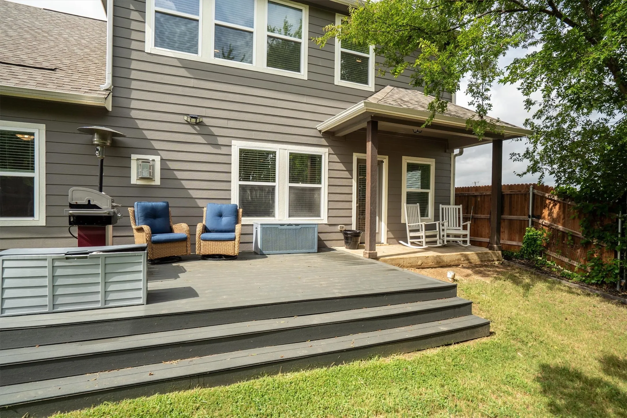 Single Family Residence For Sale in Denton County , 111 Rusk Street, Argyle, Texas 76226, 5 Bedroom, 3 Bathroom, 2 Garage spaces, 2,311 Sqft, built in 2019, mls#21365071, Real Estate Agent in Argyle, Homes For Sale in Denton county, Homes For Sale in Argyle, Realtor in Argyle Texas, Real Estate Brokerage Independent Realty Texas, Luminita Cordes Realtor