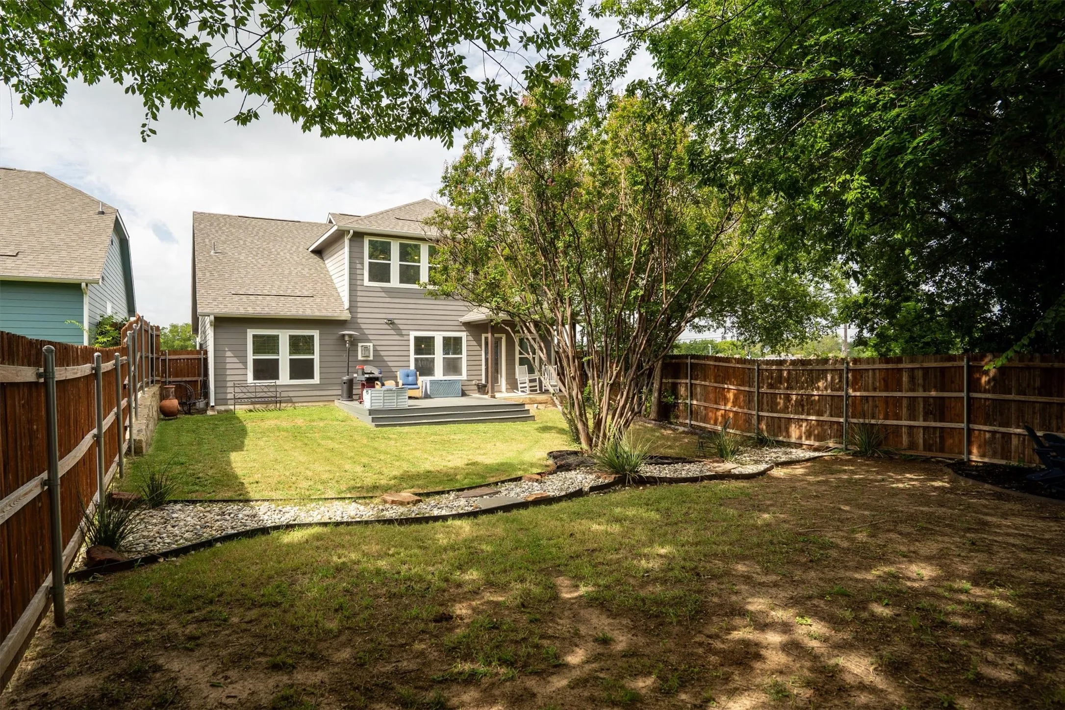 Single Family Residence For Sale in Denton County , 111 Rusk Street, Argyle, Texas 76226, 5 Bedroom, 3 Bathroom, 2 Garage spaces, 2,311 Sqft, built in 2019, mls#21365071, Real Estate Agent in Argyle, Homes For Sale in Denton county, Homes For Sale in Argyle, Realtor in Argyle Texas, Real Estate Brokerage Independent Realty Texas, Luminita Cordes Realtor