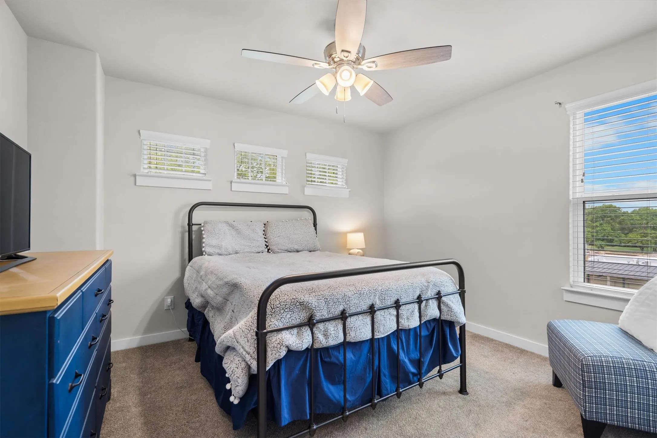 Single Family Residence For Sale in Denton County , 111 Rusk Street, Argyle, Texas 76226, 5 Bedroom, 3 Bathroom, 2 Garage spaces, 2,311 Sqft, built in 2019, mls#21365071, Real Estate Agent in Argyle, Homes For Sale in Denton county, Homes For Sale in Argyle, Realtor in Argyle Texas, Real Estate Brokerage Independent Realty Texas, Luminita Cordes Realtor