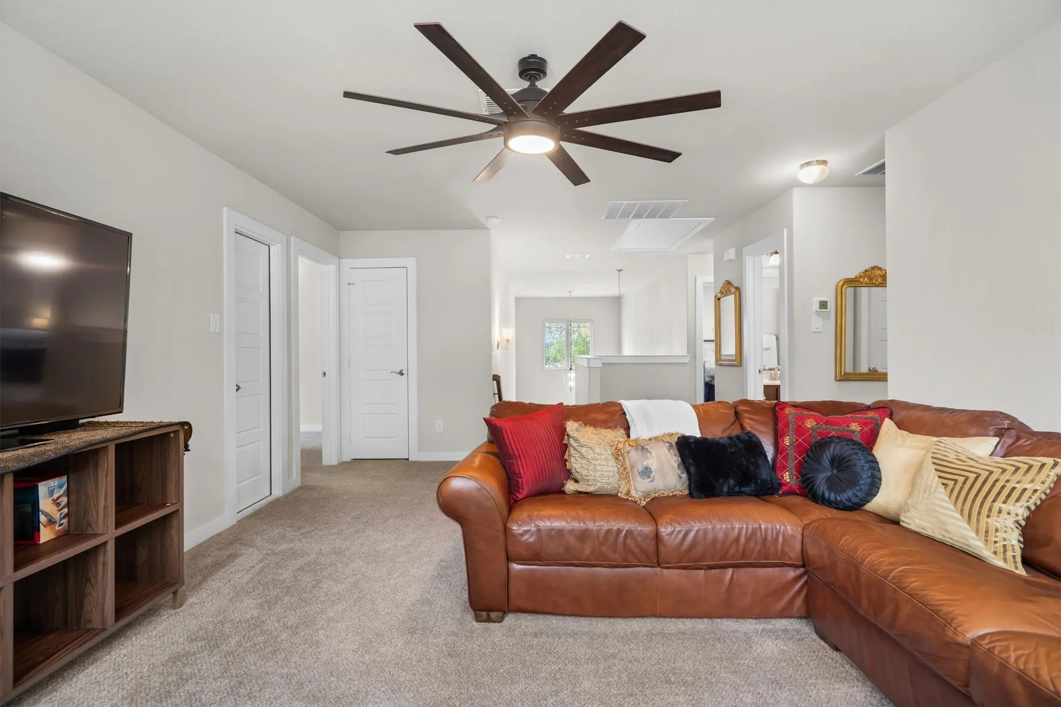 Single Family Residence For Sale in Denton County , 111 Rusk Street, Argyle, Texas 76226, 5 Bedroom, 3 Bathroom, 2 Garage spaces, 2,311 Sqft, built in 2019, mls#21365071, Real Estate Agent in Argyle, Homes For Sale in Denton county, Homes For Sale in Argyle, Realtor in Argyle Texas, Real Estate Brokerage Independent Realty Texas, Luminita Cordes Realtor