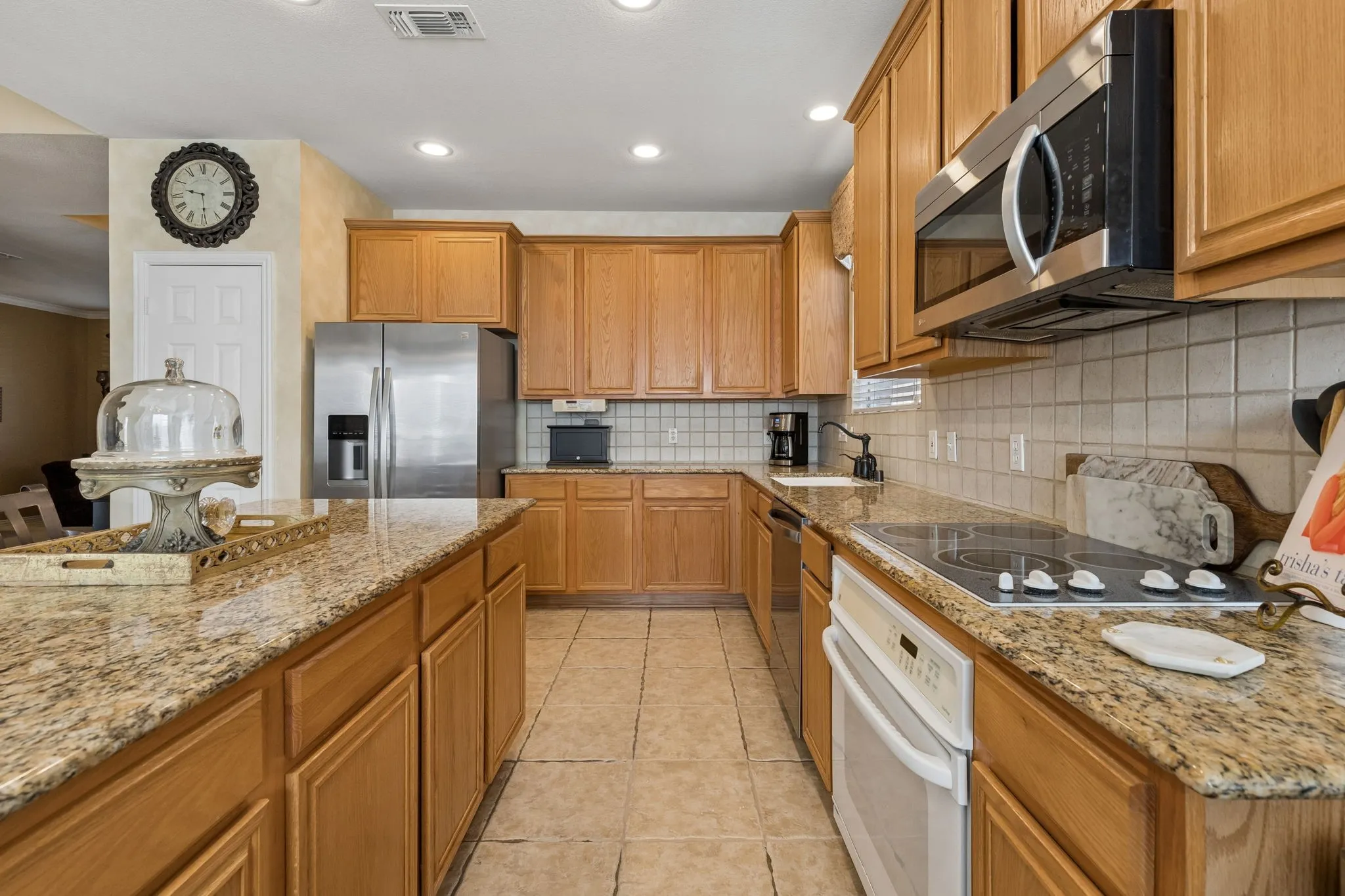 Single Family Residence For Sale in Collin County , 3009 Hemlock Lane, Mc Kinney, Texas 75070, 4 Bedroom, 3 Bathroom, 2 Garage spaces, 2,607 Sqft, built in 2000, mls#21380209, Real Estate Agent in Mc Kinney, Homes For Sale in Collin county, Homes For Sale in Mc Kinney, Realtor in Mc Kinney Texas, Real Estate Brokerage Independent Realty Texas, Luminita Cordes Realtor