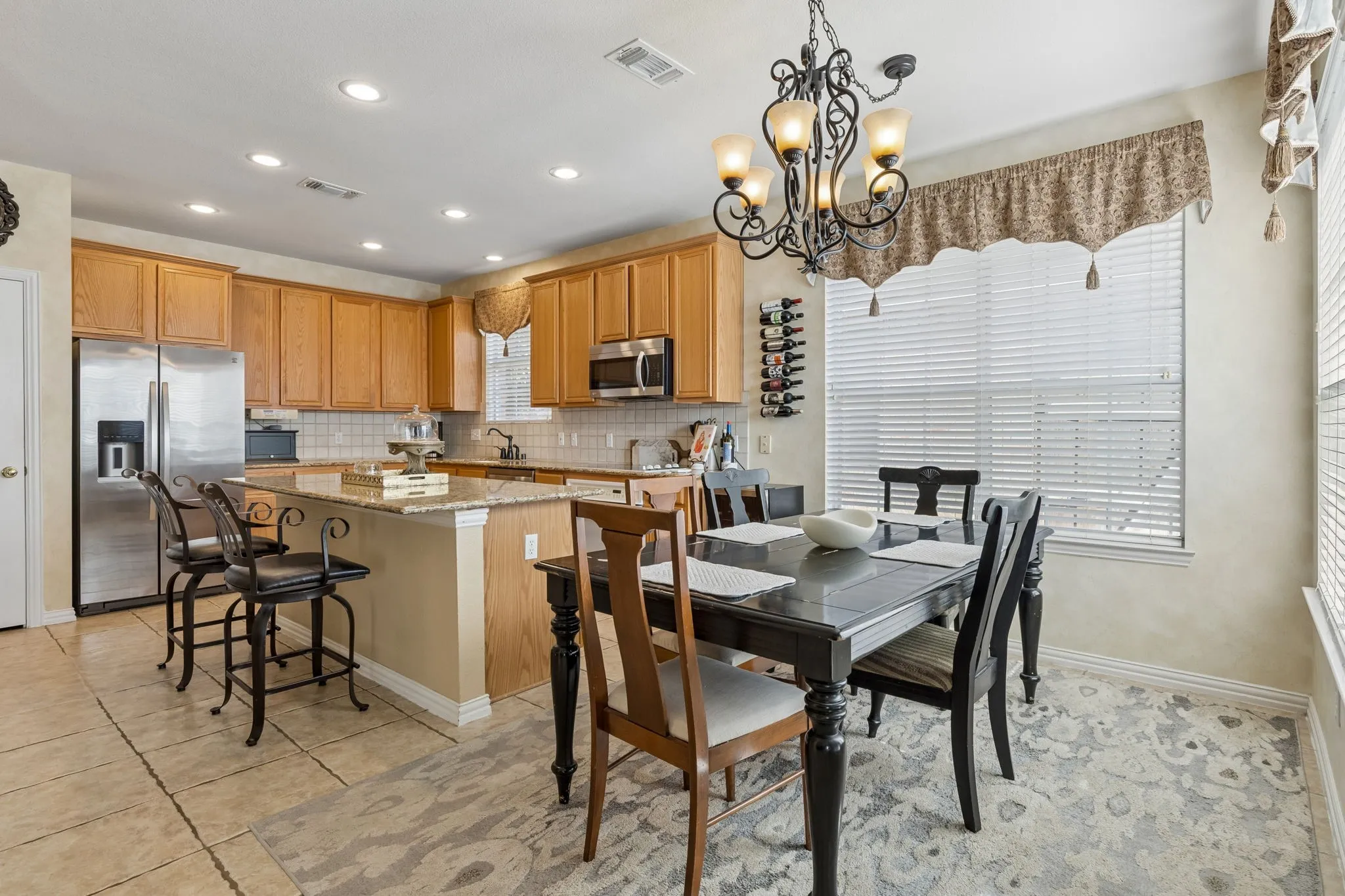 Single Family Residence For Sale in Collin County , 3009 Hemlock Lane, Mc Kinney, Texas 75070, 4 Bedroom, 3 Bathroom, 2 Garage spaces, 2,607 Sqft, built in 2000, mls#21380209, Real Estate Agent in Mc Kinney, Homes For Sale in Collin county, Homes For Sale in Mc Kinney, Realtor in Mc Kinney Texas, Real Estate Brokerage Independent Realty Texas, Luminita Cordes Realtor
