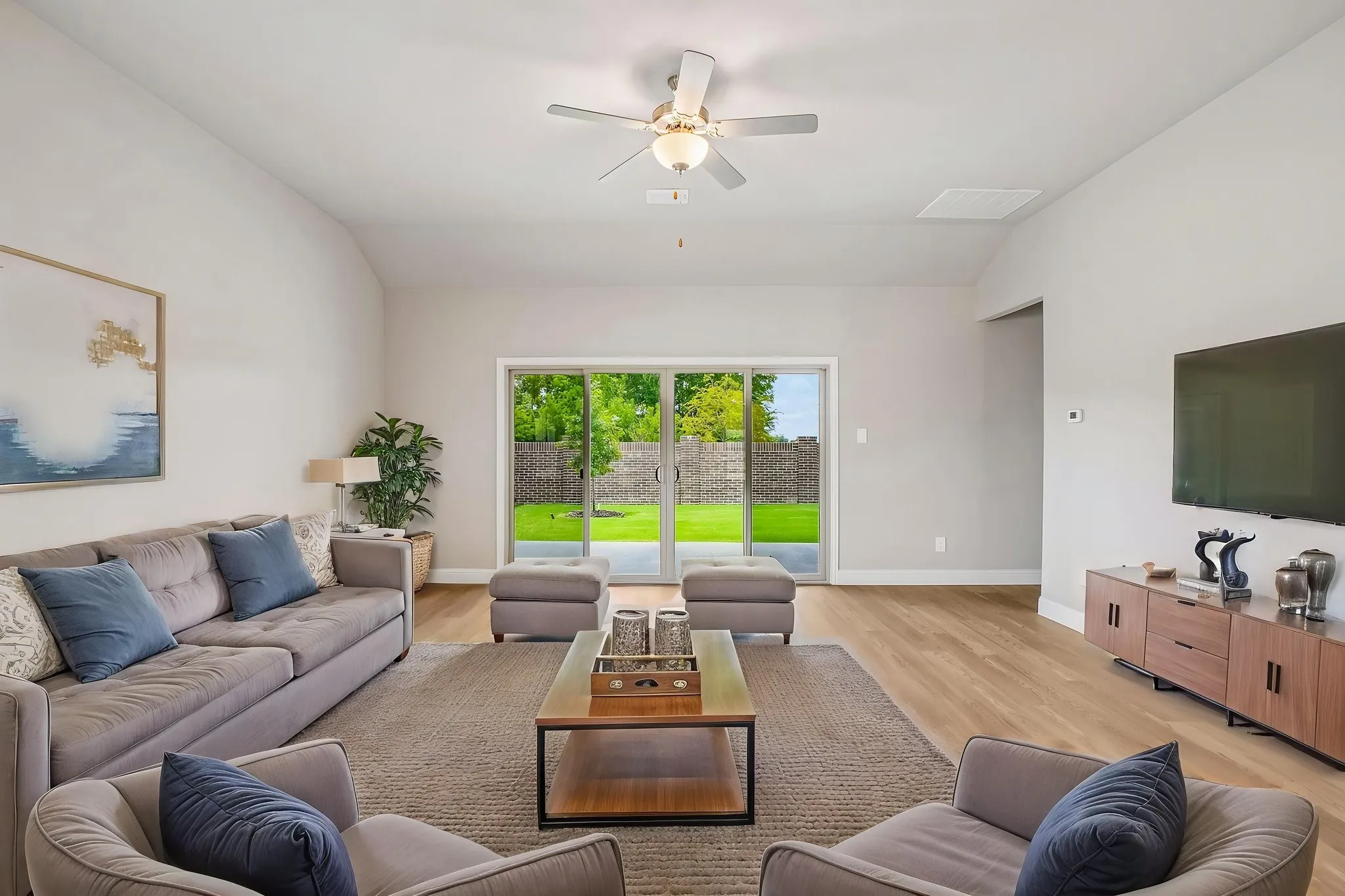 Photo is not of the actual home, but is an inspirational photo of builder’s model home and may depict options, furnishings, and/or decorator features that are not included.