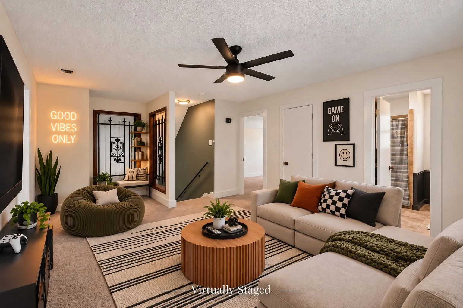 Single Family Residence For Sale in Tarrant County , 1000 Cherry Court, Hurst, Texas 76053, 4 Bedroom, 4 Bathroom, 2 Garage spaces, 2,654 Sqft, built in 1974, mls#21380956, Real Estate Agent in Hurst, Homes For Sale in Tarrant county, Homes For Sale in Hurst, Realtor in Hurst Texas, Real Estate Brokerage Independent Realty Texas, Luminita Cordes Realtor