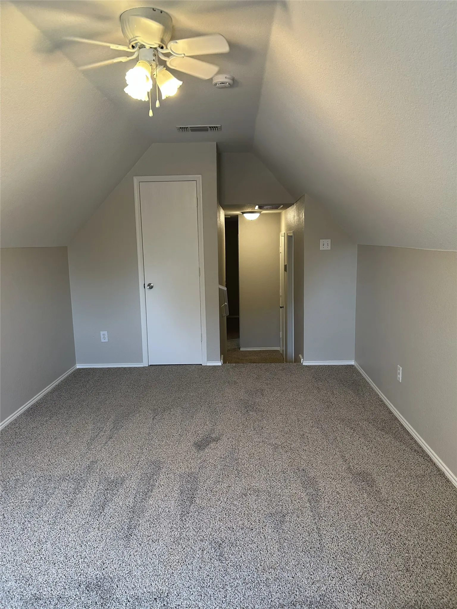 Duplex For Rent in Collin County , 1905 Nest Place, Plano, Texas 75093, 3 Bedroom, 3 Bathroom, 2 Garage spaces, 1,575 Sqft, built in 2000, mls#21383586, Real Estate Agent in Plano, Homes For Rent in Collin county, Homes For Rent in Plano, Realtor in Plano Texas, Real Estate Brokerage Independent Realty Texas, Luminita Cordes Realtor