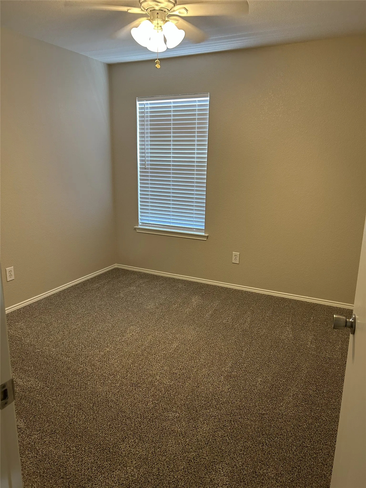 Duplex For Rent in Collin County , 1905 Nest Place, Plano, Texas 75093, 3 Bedroom, 3 Bathroom, 2 Garage spaces, 1,575 Sqft, built in 2000, mls#21383586, Real Estate Agent in Plano, Homes For Rent in Collin county, Homes For Rent in Plano, Realtor in Plano Texas, Real Estate Brokerage Independent Realty Texas, Luminita Cordes Realtor