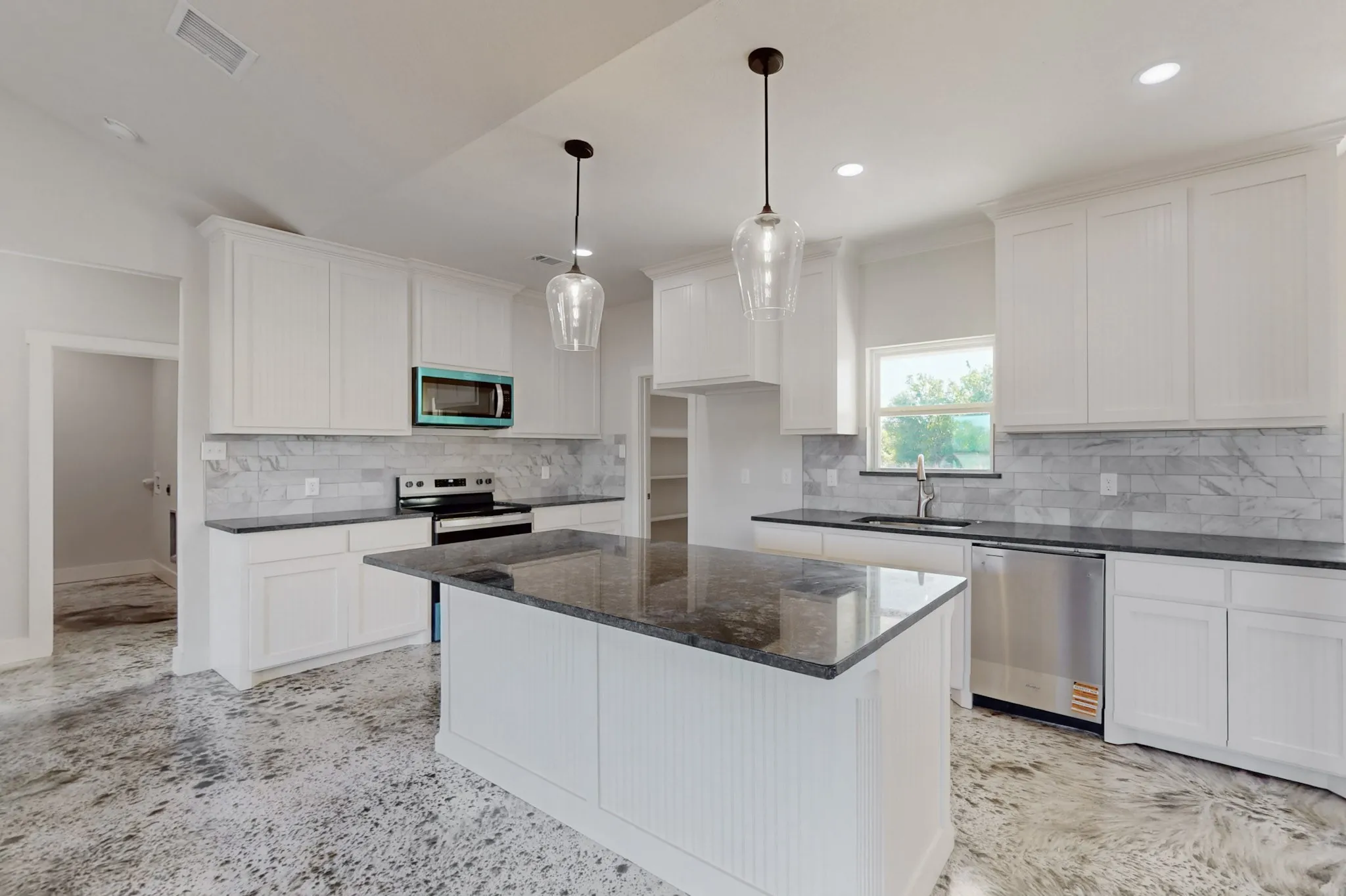 Single Family Residence For Sale in Wise County , Tract 1 County Road 2675 Road, Alvord, Texas 76225, 3 Bedroom, 2 Bathroom, 2 Garage spaces, 1,998 Sqft, built in 2026, mls#21382282, Real Estate Agent in Alvord, Homes For Sale in Wise county, Homes For Sale in Alvord, Realtor in Alvord Texas, Real Estate Brokerage Independent Realty Texas, Luminita Cordes Realtor