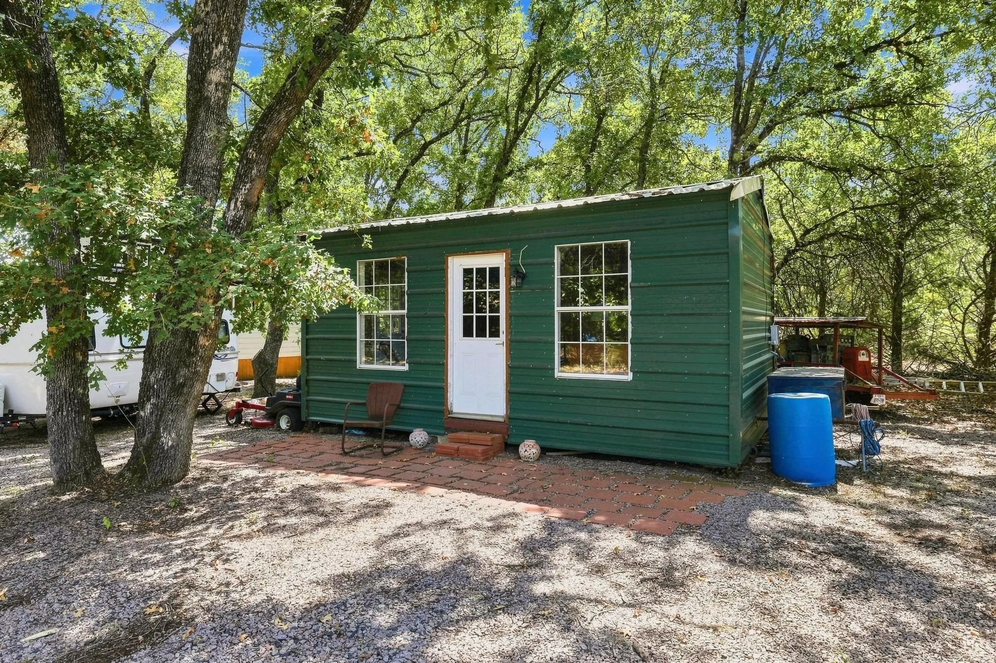 Single Family Residence For Sale in Grayson County , 710 Rio Roxo Road, Gordonville, Texas 76245, 1 Bedroom, 1 Bathroom, Garage spaces, 416 Sqft, built in 2024, mls#21383266, Real Estate Agent in Gordonville, Homes For Sale in Grayson county, Homes For Sale in Gordonville, Realtor in Gordonville Texas, Real Estate Brokerage Independent Realty Texas, Luminita Cordes Realtor