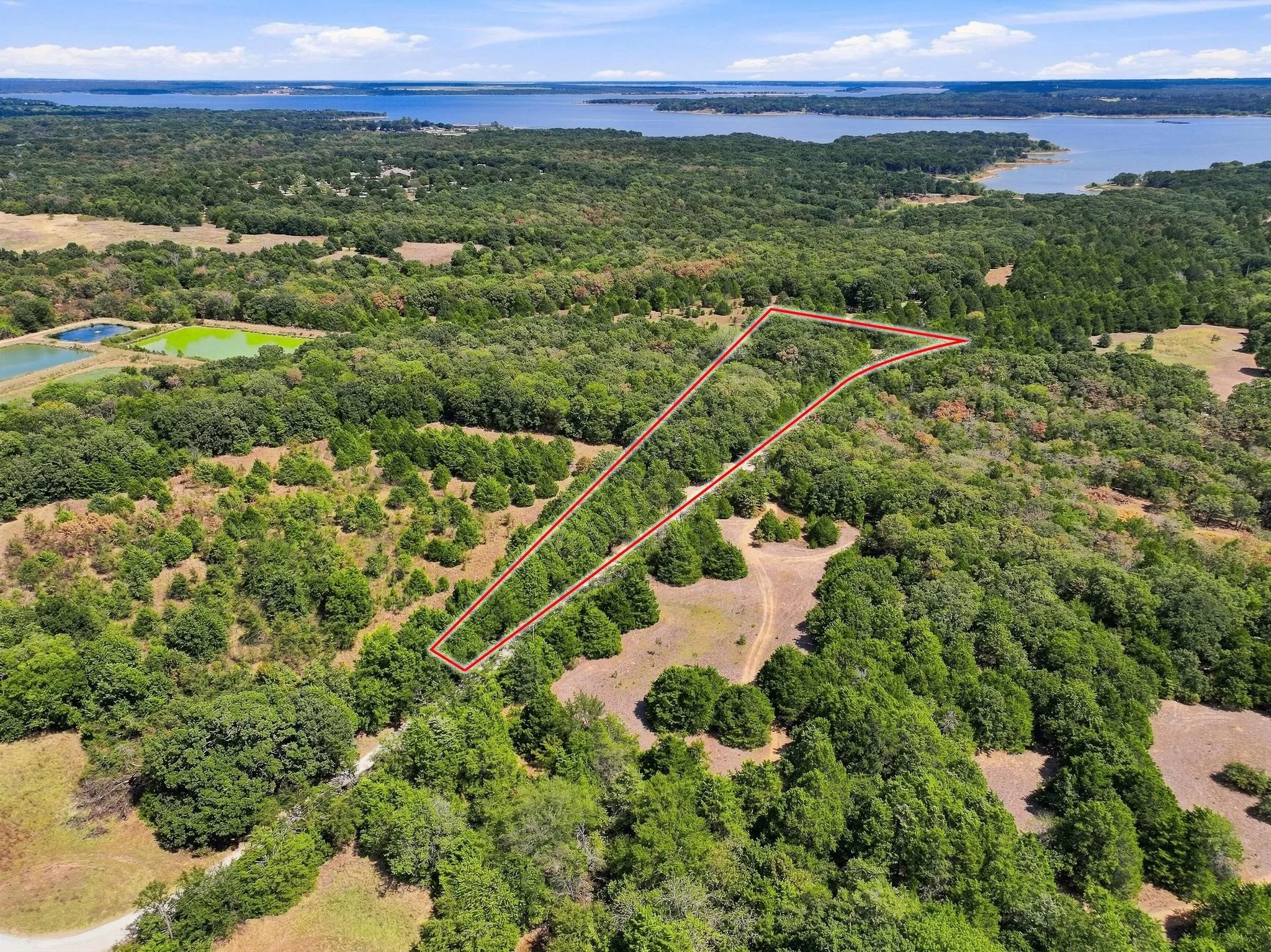 Single Family Residence For Sale in Grayson County , 710 Rio Roxo Road, Gordonville, Texas 76245, 1 Bedroom, 1 Bathroom, Garage spaces, 416 Sqft, built in 2024, mls#21383266, Real Estate Agent in Gordonville, Homes For Sale in Grayson county, Homes For Sale in Gordonville, Realtor in Gordonville Texas, Real Estate Brokerage Independent Realty Texas, Luminita Cordes Realtor