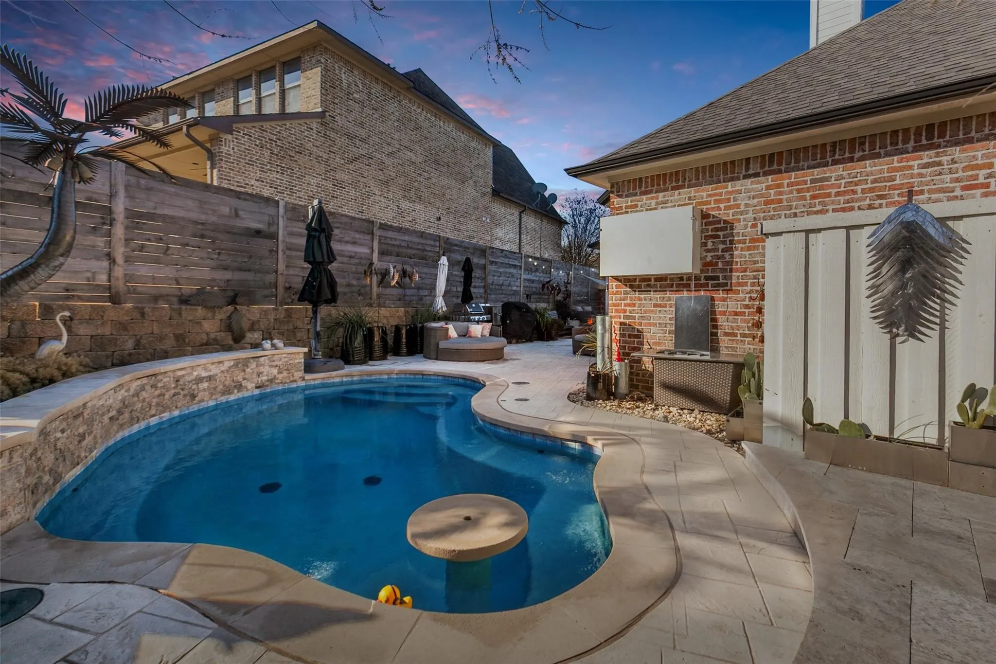 1714 Weiskopf Dr. - Pool