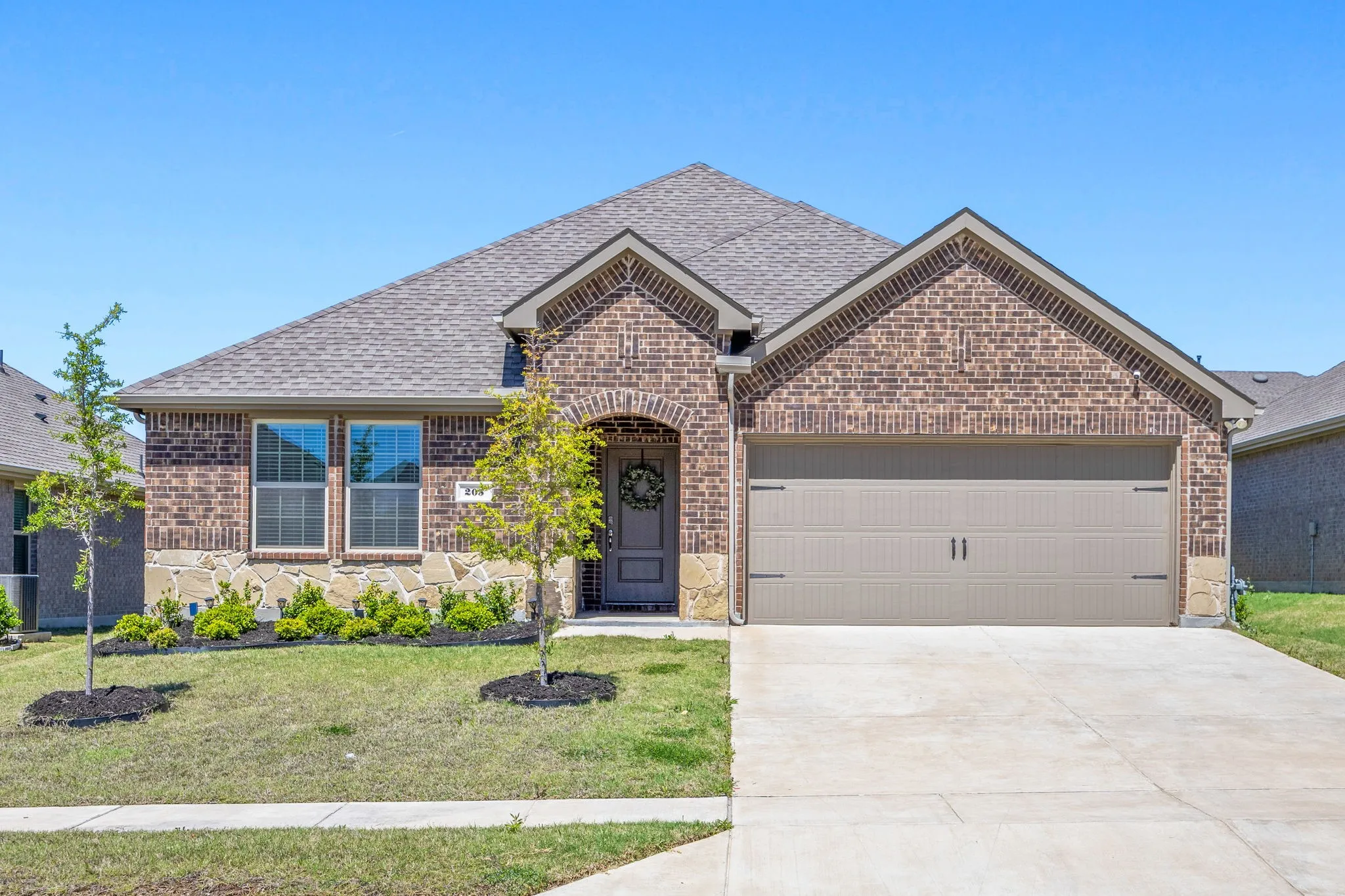 Single Family Residence For Sale in Hunt County , 205 Calico Lane, Caddo Mills, Texas 75135, 4 Bedroom, 2 Bathroom, 2 Garage spaces, 2,012 Sqft, built in 2023, mls#21382397, Real Estate Agent in Caddo Mills, Homes For Sale in Hunt county, Homes For Sale in Caddo Mills, Realtor in Caddo Mills Texas, Real Estate Brokerage Independent Realty Texas, Luminita Cordes Realtor