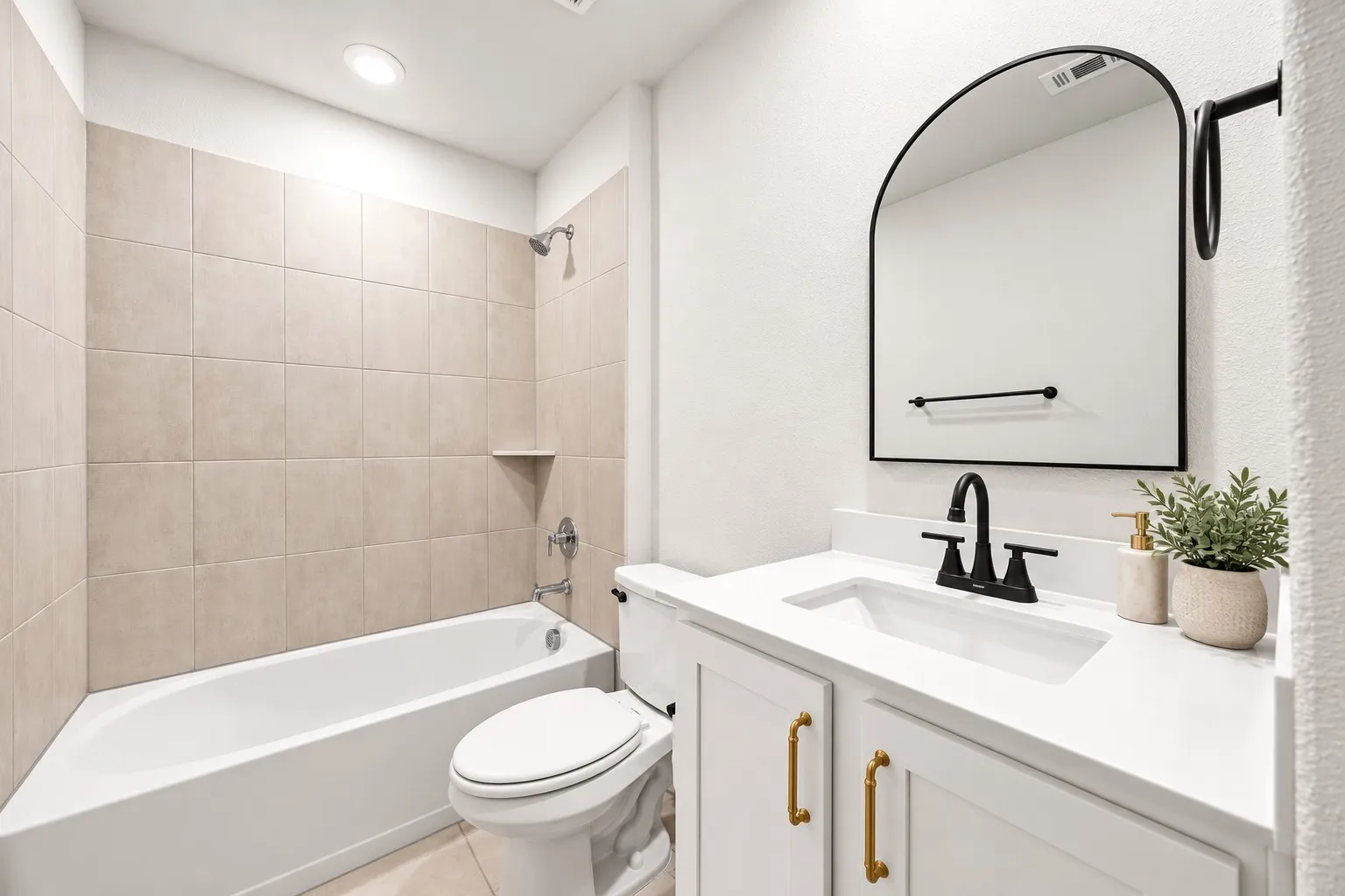 Full Bathroom