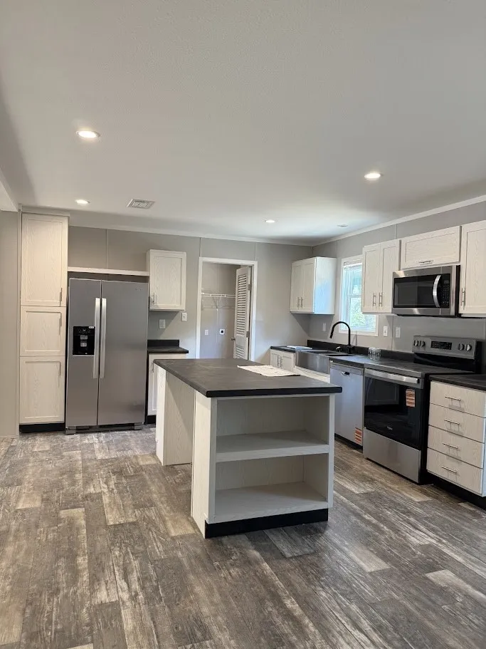 Manufactured Home For Sale in Tarrant County , 1632 Pelican Court N, Pelican Bay, Texas 76020, 3 Bedroom, 2 Bathroom, Garage spaces, 1,387 Sqft, built in 2026, mls#21383600, Real Estate Agent in Pelican Bay, Homes For Sale in Tarrant county, Homes For Sale in Pelican Bay, Realtor in Pelican Bay Texas, Real Estate Brokerage Independent Realty Texas, Luminita Cordes Realtor