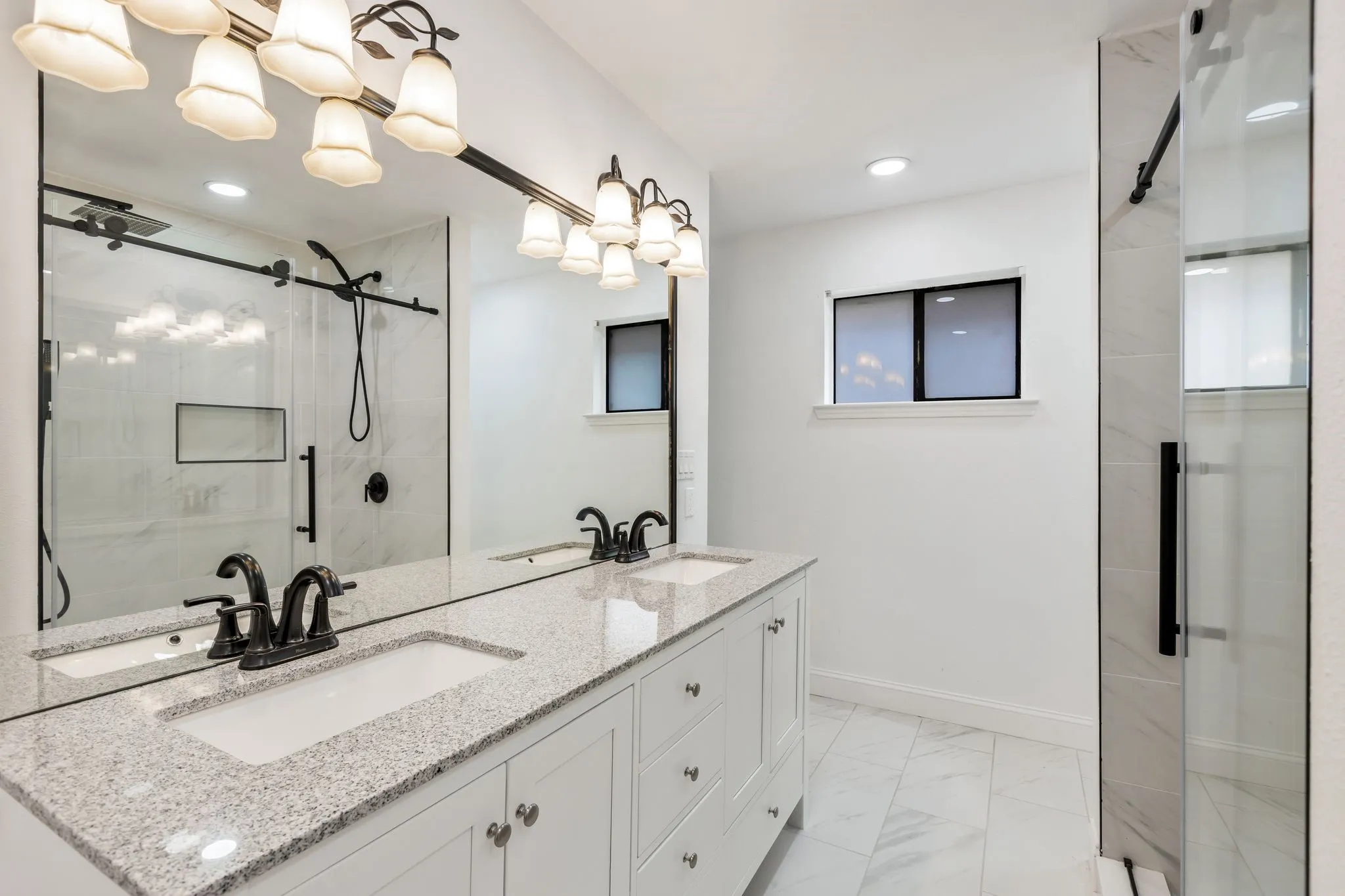 Single Family Residence For Sale in Dallas County , 8309 Liberty Lane, Rowlett, Texas 75089, 3 Bedroom, 2 Bathroom, 2 Garage spaces, 1,424 Sqft, built in 1986, mls#21383623, Real Estate Agent in Rowlett, Homes For Sale in Dallas county, Homes For Sale in Rowlett, Realtor in Rowlett Texas, Real Estate Brokerage Independent Realty Texas, Luminita Cordes Realtor