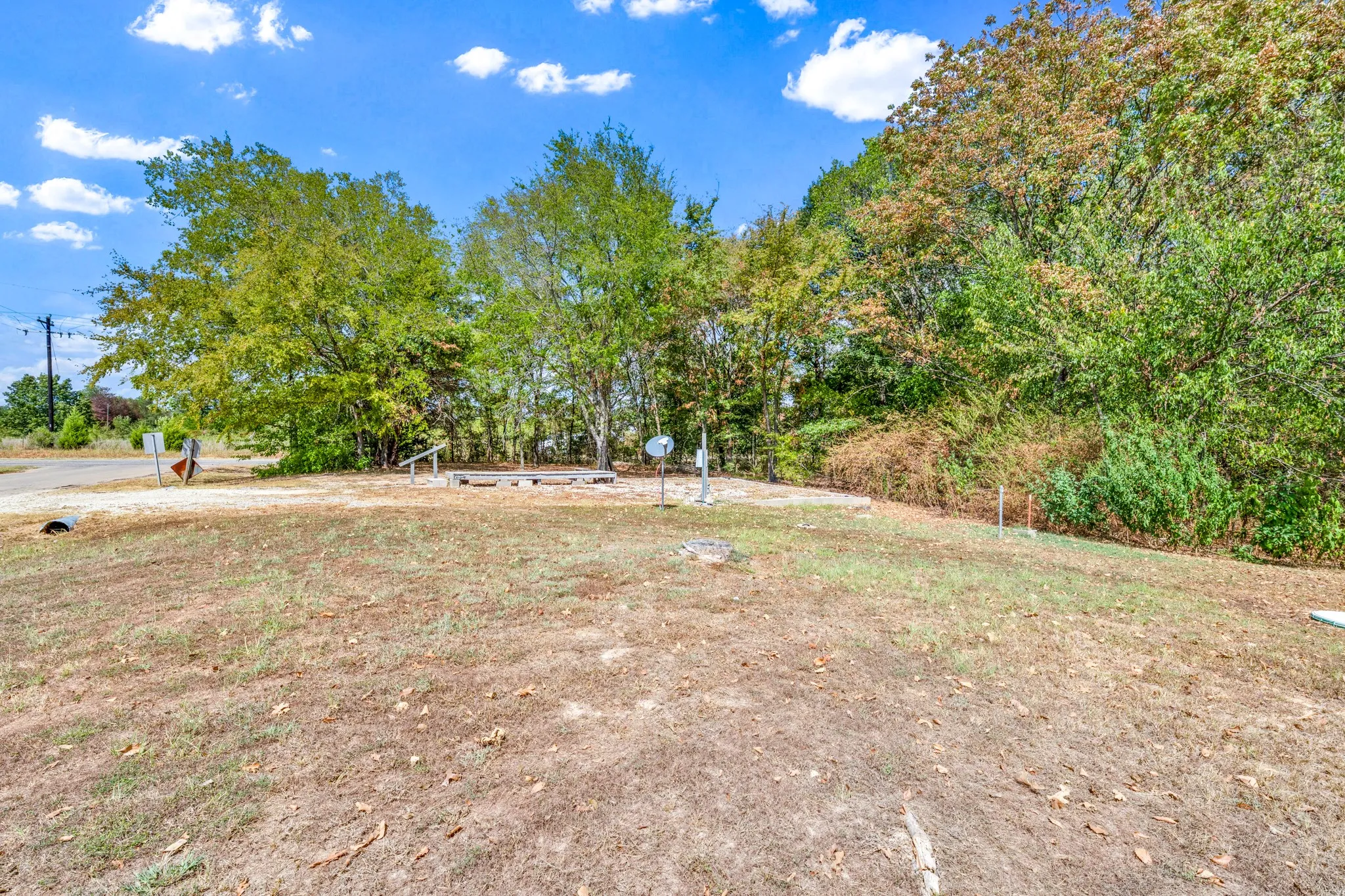 Manufactured Home For Sale in Rains County , 121 Rs County Road 3317, Emory, Texas 75440, 2 Bedroom, 2 Bathroom, Garage spaces, 1,216 Sqft, built in 2010, mls#21383260, Real Estate Agent in Emory, Homes For Sale in Rains county, Homes For Sale in Emory, Realtor in Emory Texas, Real Estate Brokerage Independent Realty Texas, Luminita Cordes Realtor
