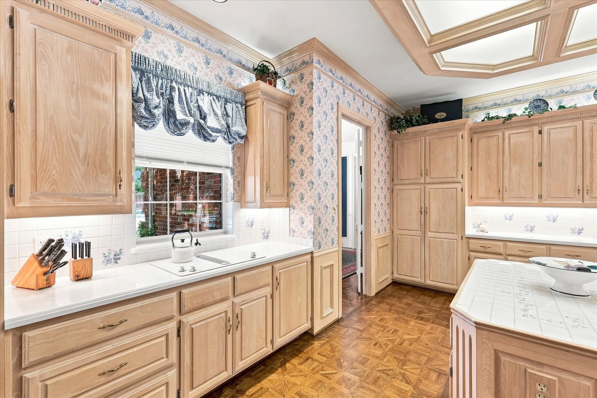 Single Family Residence For Sale in Collin County , 4936 Sandestin Drive, Dallas, Texas 75287, 5 Bedroom, 6 Bathroom, 3 Garage spaces, 4,781 Sqft, built in 1991, mls#21381258, Real Estate Agent in Dallas, Homes For Sale in Collin county, Homes For Sale in Dallas, Realtor in Dallas Texas, Real Estate Brokerage Independent Realty Texas, Luminita Cordes Realtor