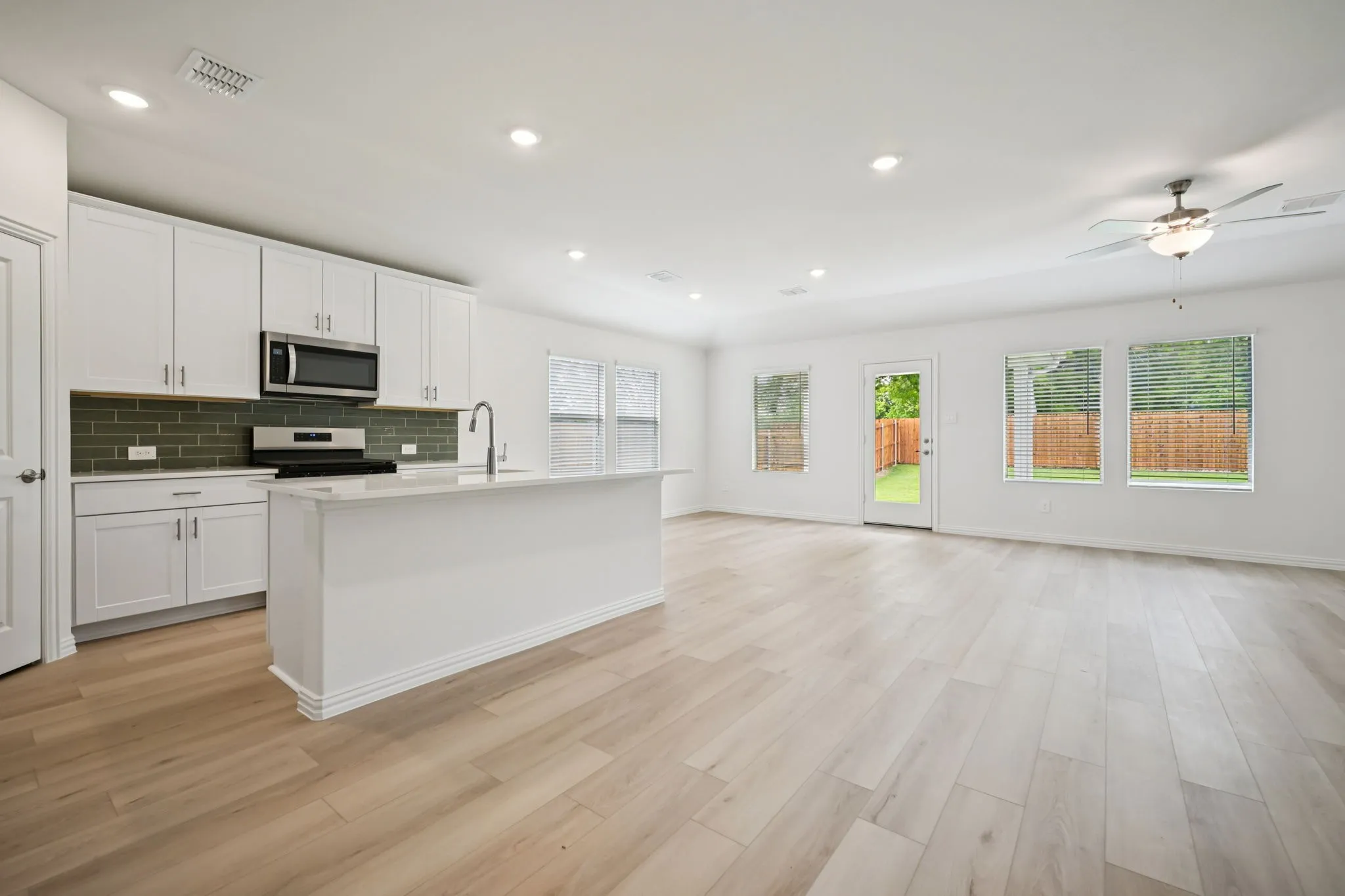 Photo is not of the actual home, but is an inspirational photo of builder’s model home and may depict options, furnishings, and/or decorator features that are not included.