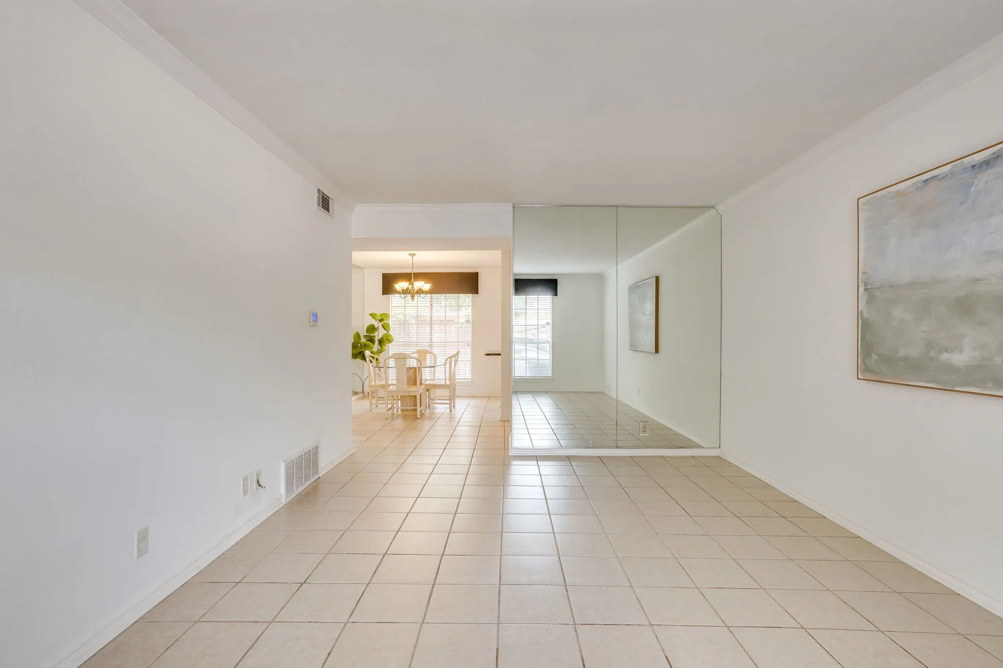 Condominium For Sale in Tarrant County , 901 Roaring Springs Road, Fort Worth, Texas 76114, 2 Bedroom, 2 Bathroom, Garage spaces, 1,059 Sqft, built in 1970, mls#21383576, Real Estate Agent in Fort Worth, Homes For Sale in Tarrant county, Homes For Sale in Fort Worth, Realtor in Fort Worth Texas, Real Estate Brokerage Independent Realty Texas, Luminita Cordes Realtor