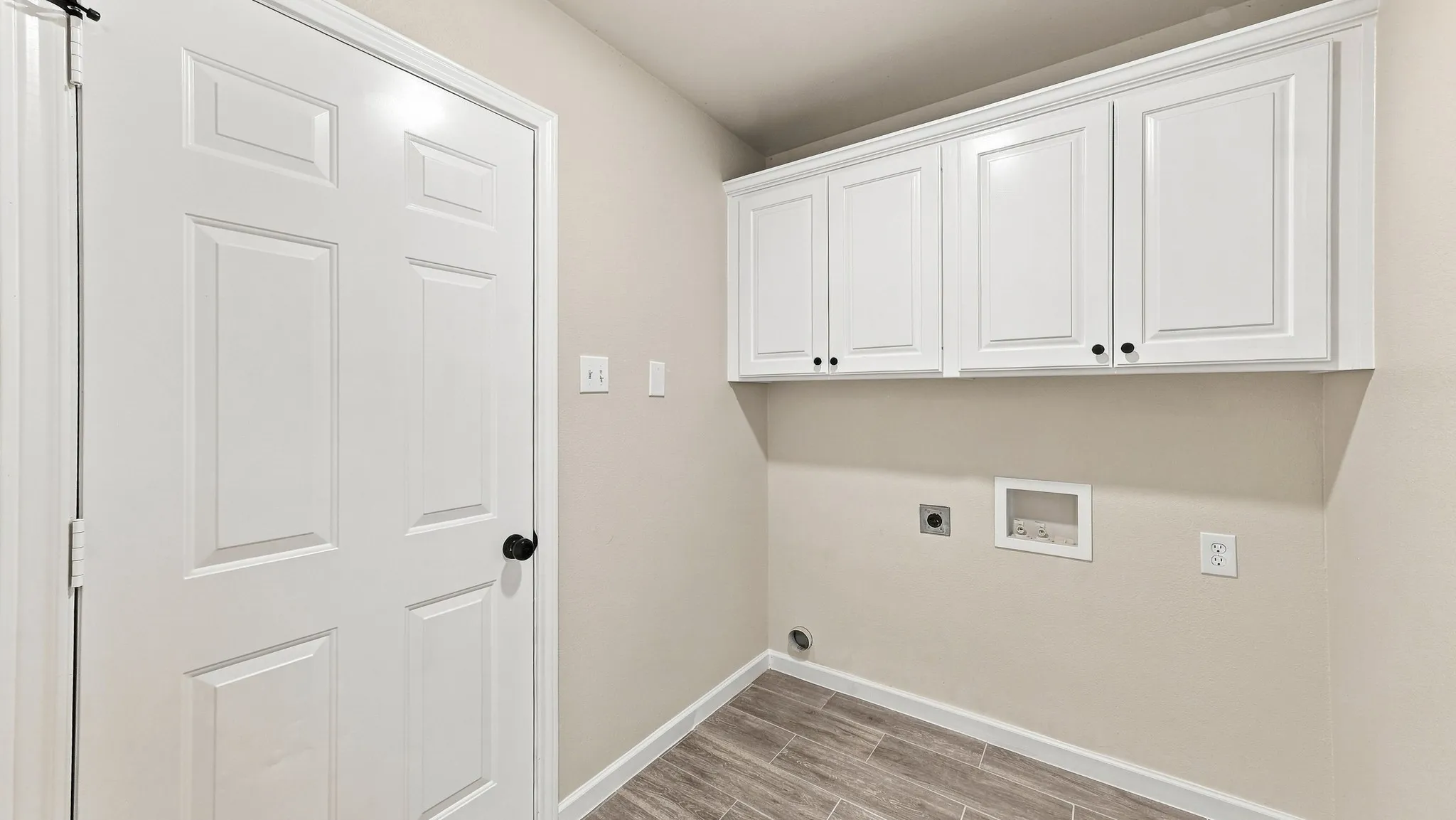 Single Family Residence For Sale in Parker County , 3900 Ridge Road, Willow Park, Texas 76087, 4 Bedroom, 2 Bathroom, 4 Garage spaces, 2,183 Sqft, built in 1996, mls#21383575, Real Estate Agent in Willow Park, Homes For Sale in Parker county, Homes For Sale in Willow Park, Realtor in Willow Park Texas, Real Estate Brokerage Independent Realty Texas, Luminita Cordes Realtor