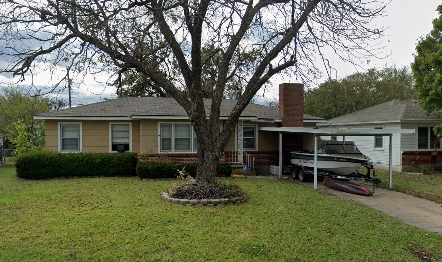Single Family Residence For Sale in Mc Lennan County , 1106 N 64th Street, Waco, Texas 76710, 2 Bedroom, 1 Bathroom, Garage spaces, 1,313 Sqft, built in 1957, mls#21383433, Real Estate Agent in Waco, Homes For Sale in Mc Lennan county, Homes For Sale in Waco, Realtor in Waco Texas, Real Estate Brokerage Independent Realty Texas, Luminita Cordes Realtor