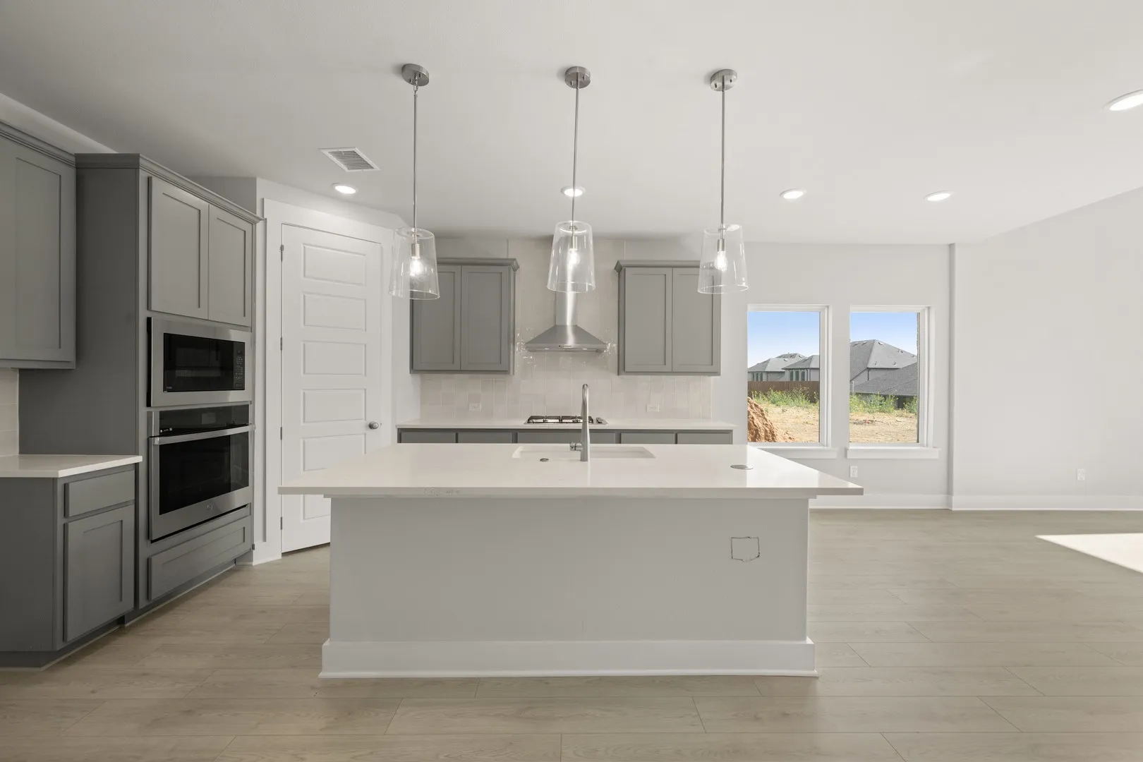 17217 Musial- Kitchen-1