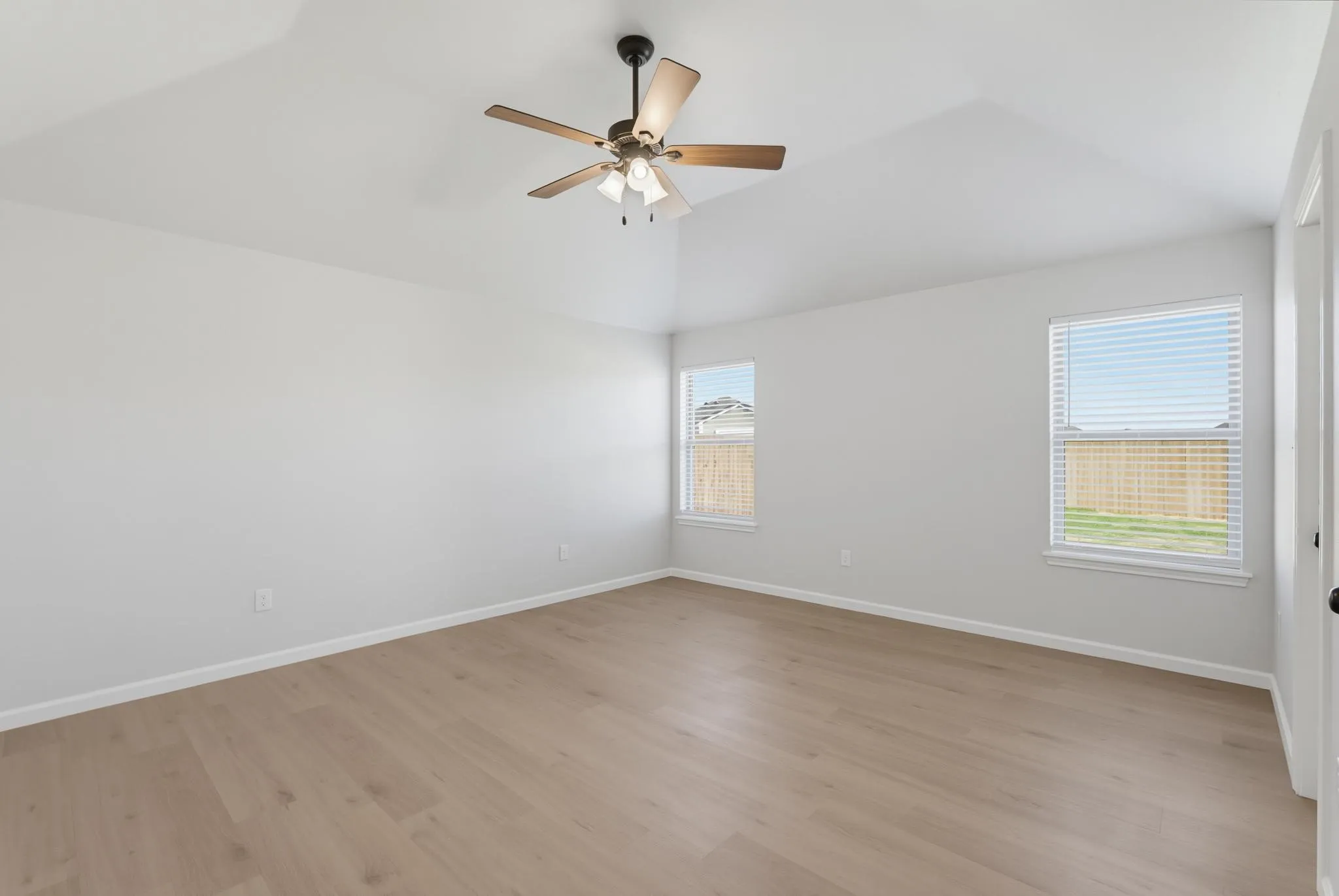 Single Family Residence For Rent in Taylor County , 5642 Abbey Road, Abilene, Texas 79606, 3 Bedroom, 2 Bathroom, 2 Garage spaces, 1,522 Sqft, built in 2026, mls#21382128, Real Estate Agent in Abilene, Homes For Rent in Taylor county, Homes For Rent in Abilene, Realtor in Abilene Texas, Real Estate Brokerage Independent Realty Texas, Luminita Cordes Realtor