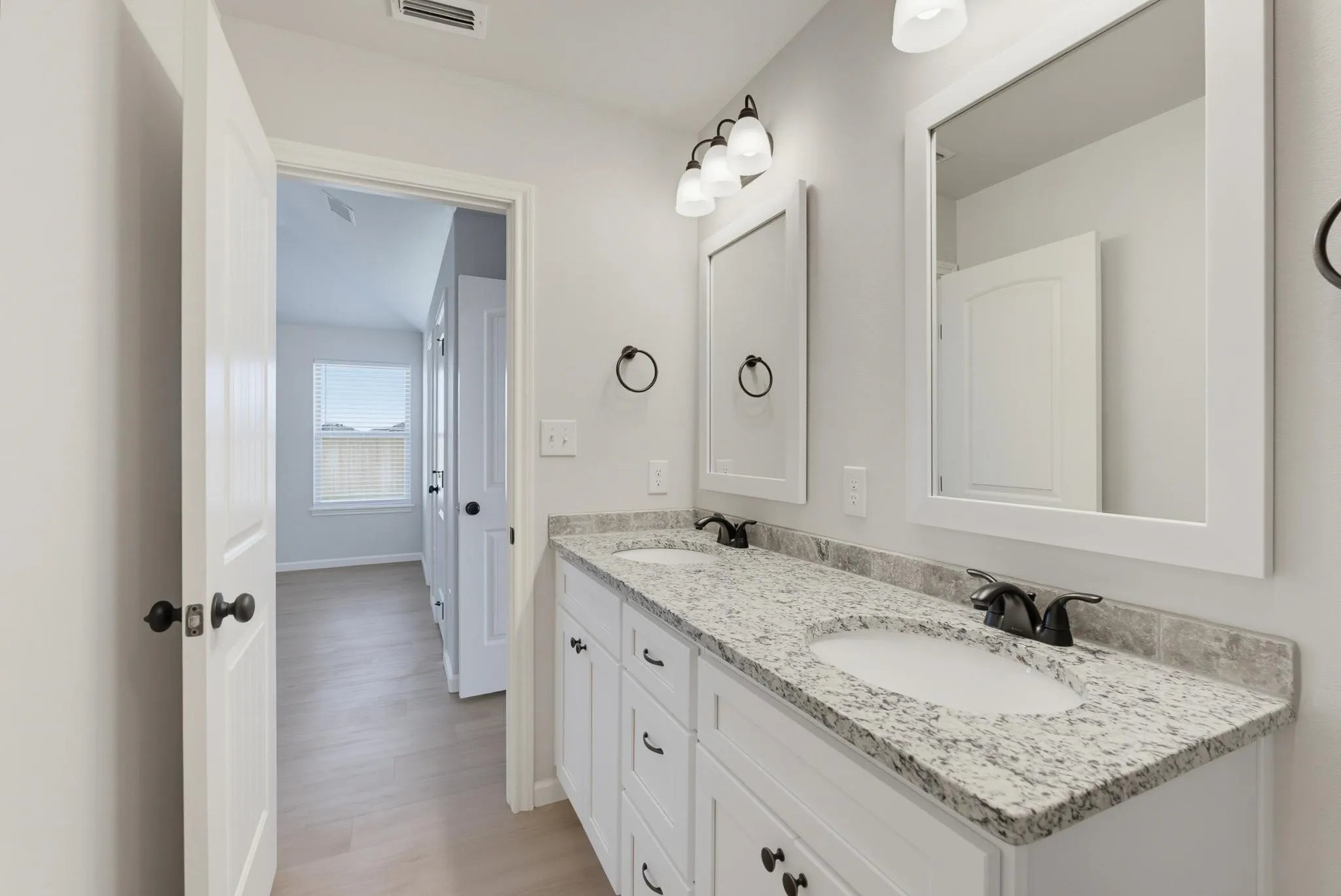 Single Family Residence For Rent in Taylor County , 5642 Abbey Road, Abilene, Texas 79606, 3 Bedroom, 2 Bathroom, 2 Garage spaces, 1,522 Sqft, built in 2026, mls#21382128, Real Estate Agent in Abilene, Homes For Rent in Taylor county, Homes For Rent in Abilene, Realtor in Abilene Texas, Real Estate Brokerage Independent Realty Texas, Luminita Cordes Realtor