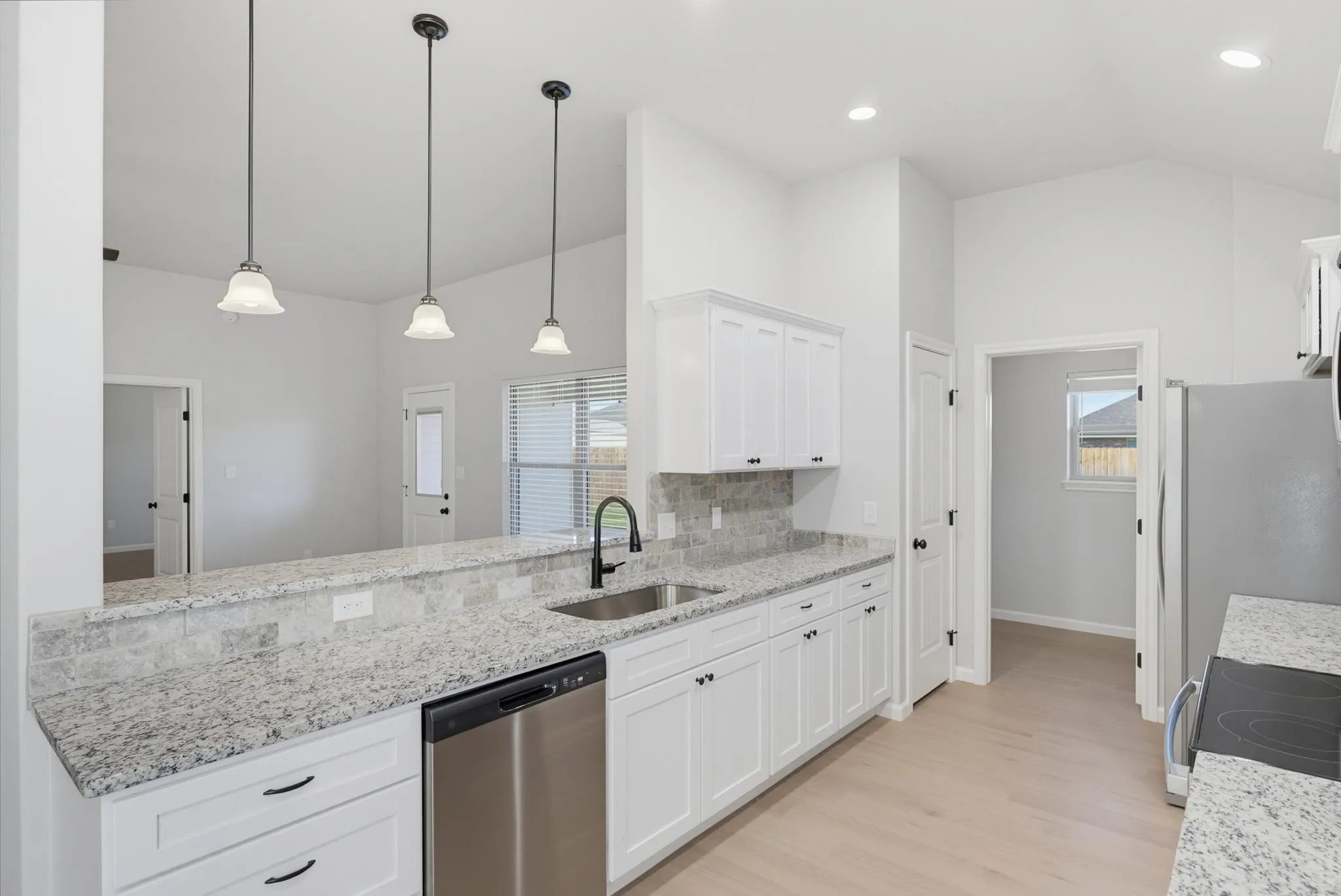 Single Family Residence For Rent in Taylor County , 5642 Abbey Road, Abilene, Texas 79606, 3 Bedroom, 2 Bathroom, 2 Garage spaces, 1,522 Sqft, built in 2026, mls#21382128, Real Estate Agent in Abilene, Homes For Rent in Taylor county, Homes For Rent in Abilene, Realtor in Abilene Texas, Real Estate Brokerage Independent Realty Texas, Luminita Cordes Realtor