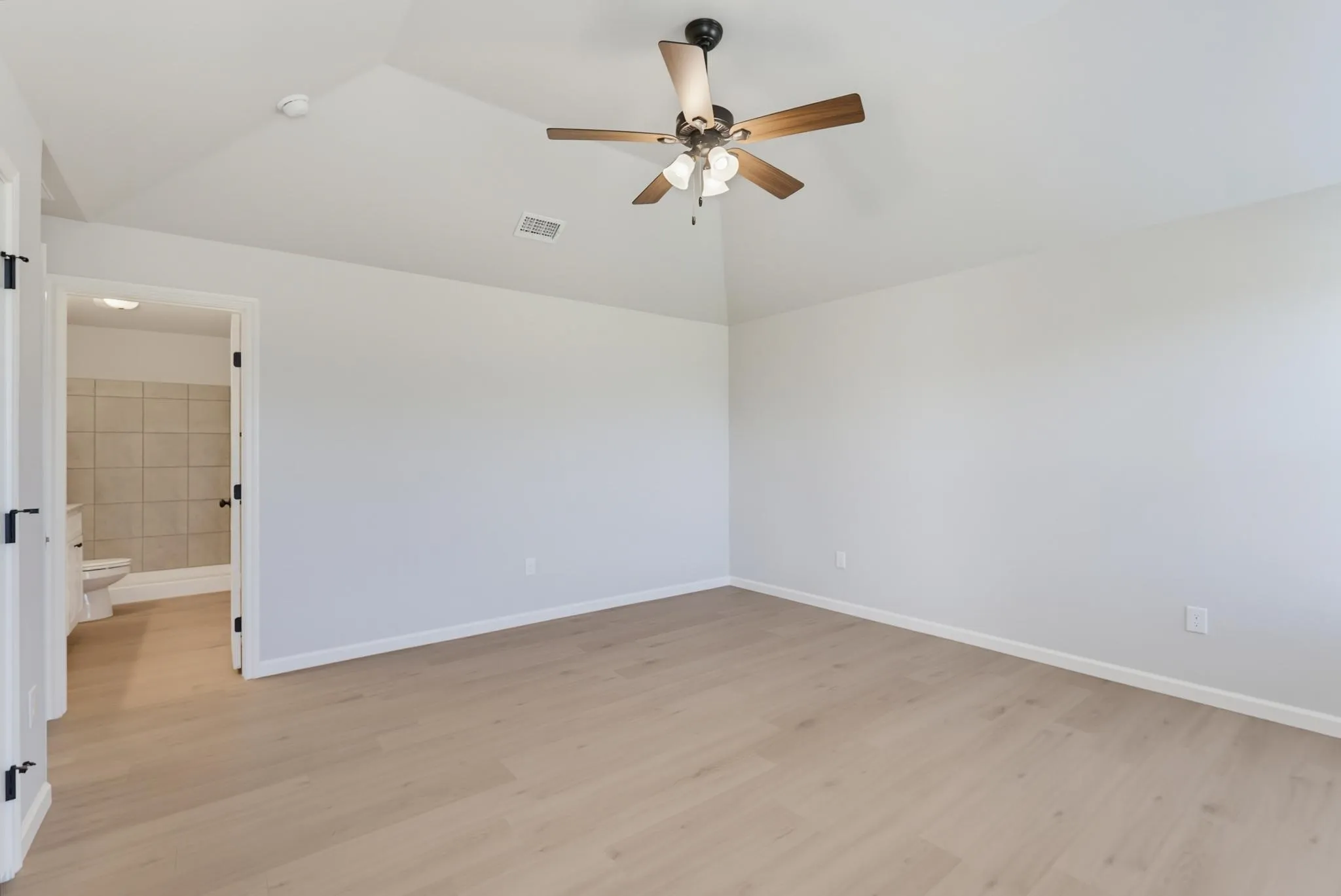 Single Family Residence For Rent in Taylor County , 5642 Abbey Road, Abilene, Texas 79606, 3 Bedroom, 2 Bathroom, 2 Garage spaces, 1,522 Sqft, built in 2026, mls#21382128, Real Estate Agent in Abilene, Homes For Rent in Taylor county, Homes For Rent in Abilene, Realtor in Abilene Texas, Real Estate Brokerage Independent Realty Texas, Luminita Cordes Realtor