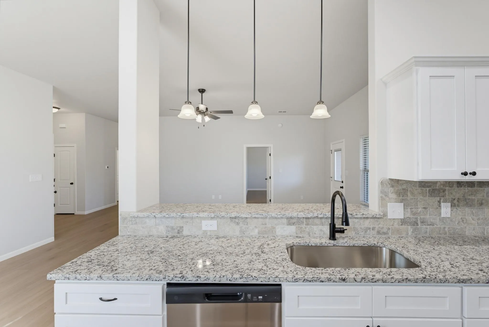 Single Family Residence For Rent in Taylor County , 5642 Abbey Road, Abilene, Texas 79606, 3 Bedroom, 2 Bathroom, 2 Garage spaces, 1,522 Sqft, built in 2026, mls#21382128, Real Estate Agent in Abilene, Homes For Rent in Taylor county, Homes For Rent in Abilene, Realtor in Abilene Texas, Real Estate Brokerage Independent Realty Texas, Luminita Cordes Realtor