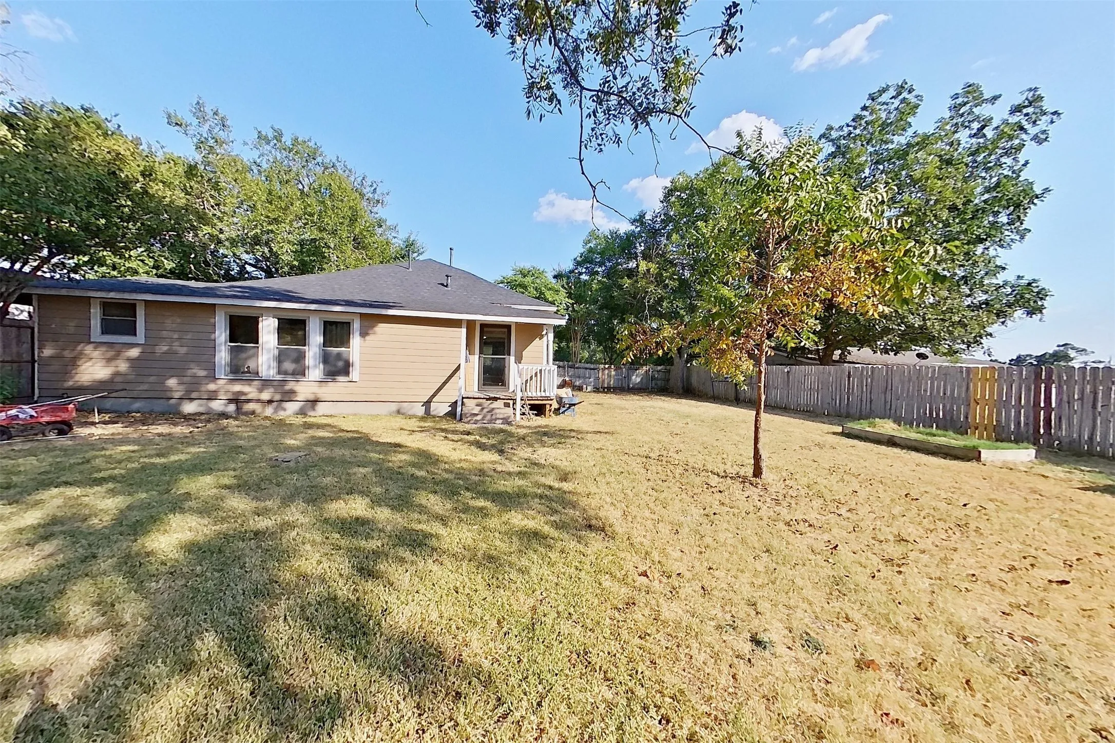Single Family Residence For Sale in Johnson County , 108 S 2nd Street, Godley, Texas 76044, 3 Bedroom, 2 Bathroom, Garage spaces, 1,826 Sqft, built in 0, mls#21383001, Real Estate Agent in Godley, Homes For Sale in Johnson county, Homes For Sale in Godley, Realtor in Godley Texas, Real Estate Brokerage Independent Realty Texas, Luminita Cordes Realtor
