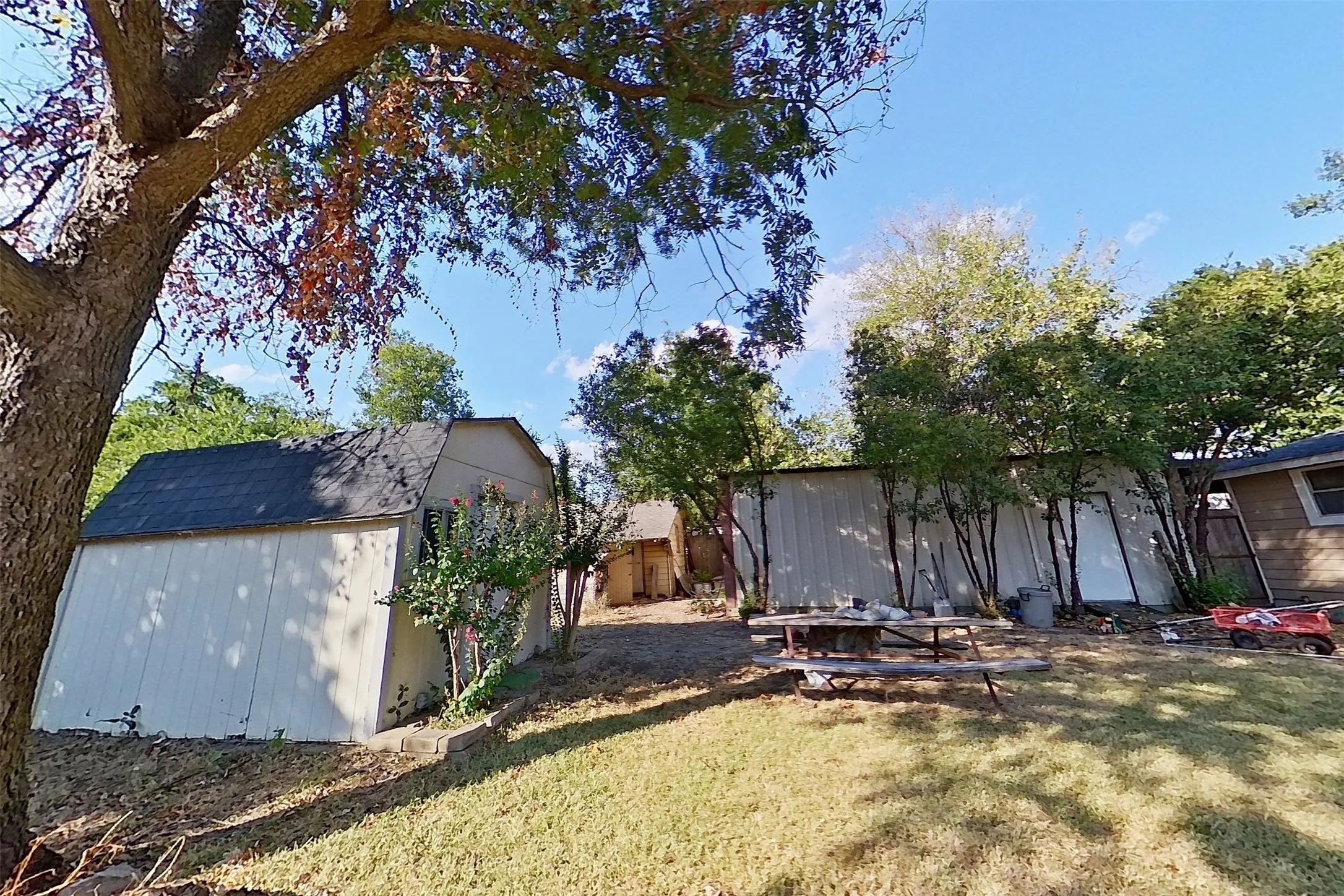 Single Family Residence For Sale in Johnson County , 108 S 2nd Street, Godley, Texas 76044, 3 Bedroom, 2 Bathroom, Garage spaces, 1,826 Sqft, built in 0, mls#21383001, Real Estate Agent in Godley, Homes For Sale in Johnson county, Homes For Sale in Godley, Realtor in Godley Texas, Real Estate Brokerage Independent Realty Texas, Luminita Cordes Realtor