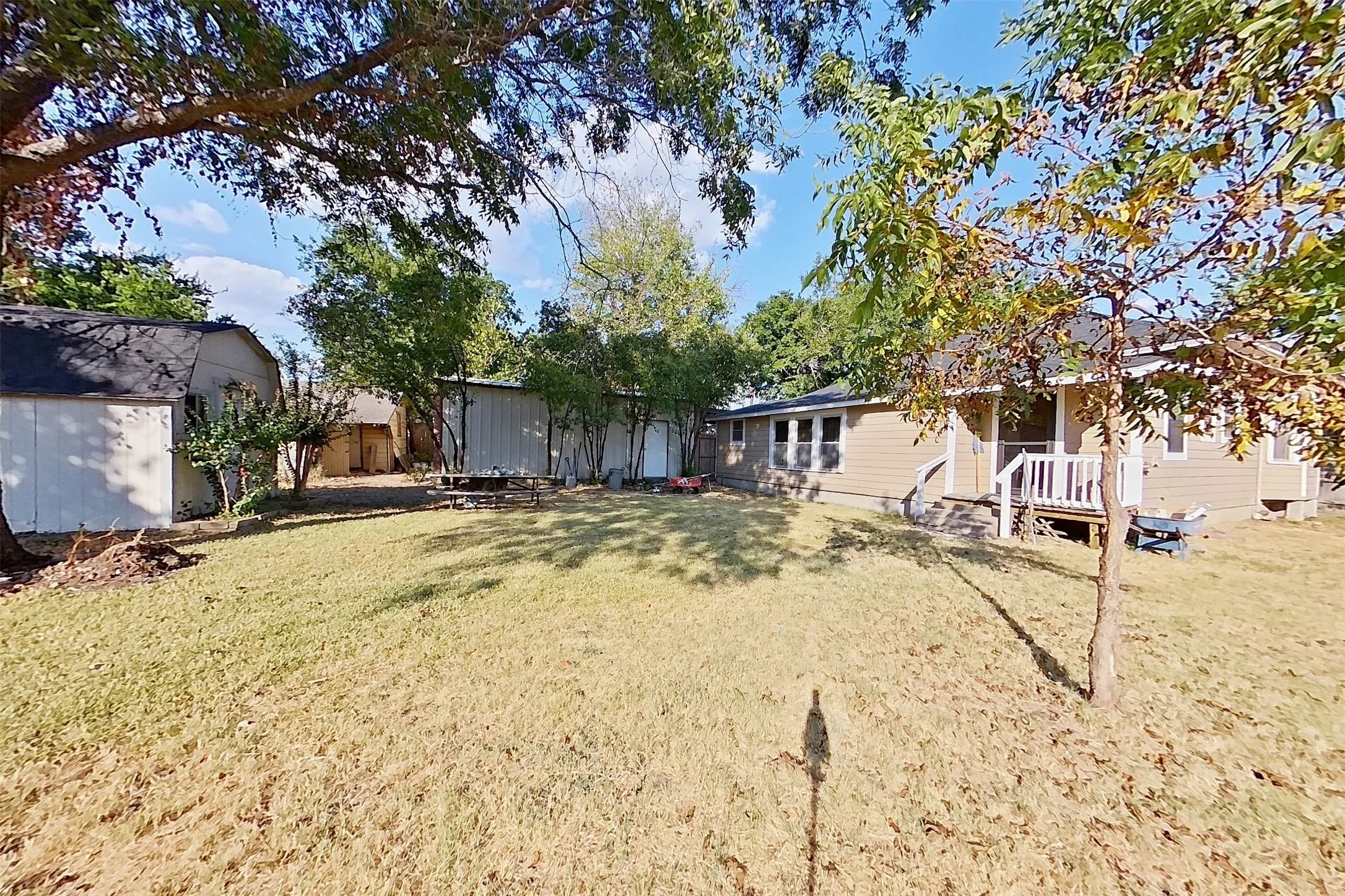 Single Family Residence For Sale in Johnson County , 108 S 2nd Street, Godley, Texas 76044, 3 Bedroom, 2 Bathroom, Garage spaces, 1,826 Sqft, built in 0, mls#21383001, Real Estate Agent in Godley, Homes For Sale in Johnson county, Homes For Sale in Godley, Realtor in Godley Texas, Real Estate Brokerage Independent Realty Texas, Luminita Cordes Realtor