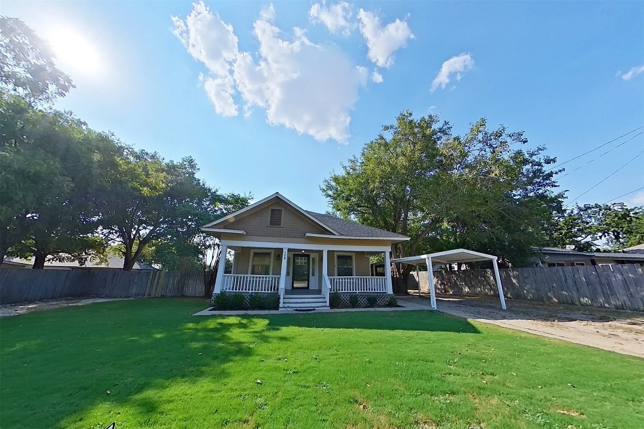 Single Family Residence For Sale in Johnson County , 108 S 2nd Street, Godley, Texas 76044, 3 Bedroom, 2 Bathroom, Garage spaces, 1,826 Sqft, built in 0, mls#21383001, Real Estate Agent in Godley, Homes For Sale in Johnson county, Homes For Sale in Godley, Realtor in Godley Texas, Real Estate Brokerage Independent Realty Texas, Luminita Cordes Realtor