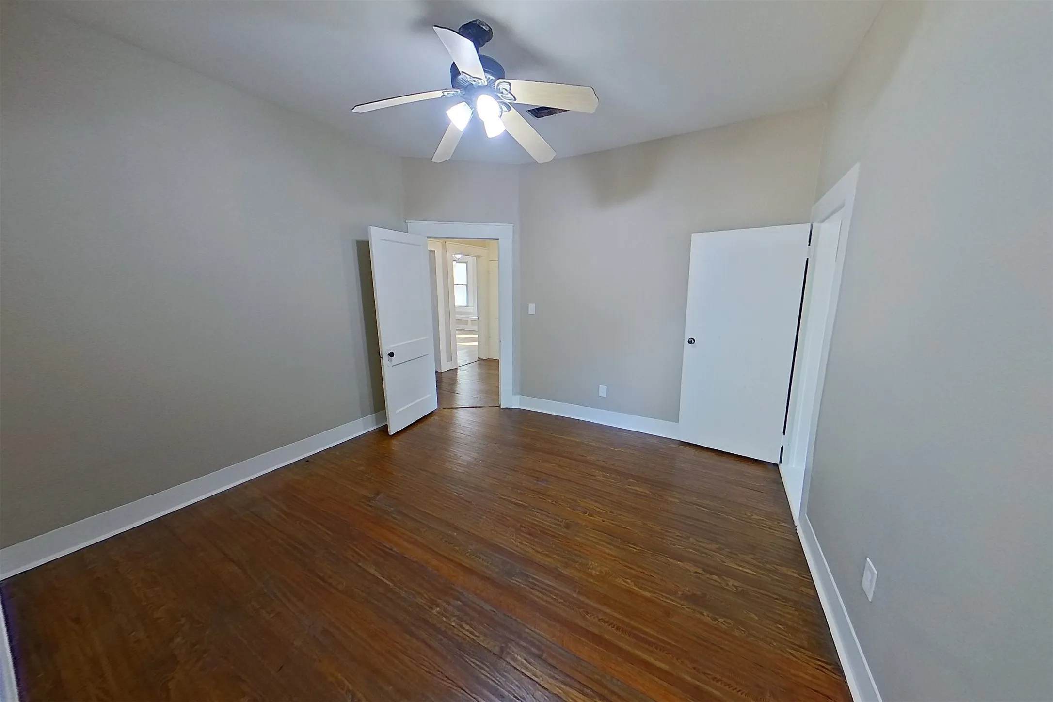 Single Family Residence For Sale in Johnson County , 108 S 2nd Street, Godley, Texas 76044, 3 Bedroom, 2 Bathroom, Garage spaces, 1,826 Sqft, built in 0, mls#21383001, Real Estate Agent in Godley, Homes For Sale in Johnson county, Homes For Sale in Godley, Realtor in Godley Texas, Real Estate Brokerage Independent Realty Texas, Luminita Cordes Realtor