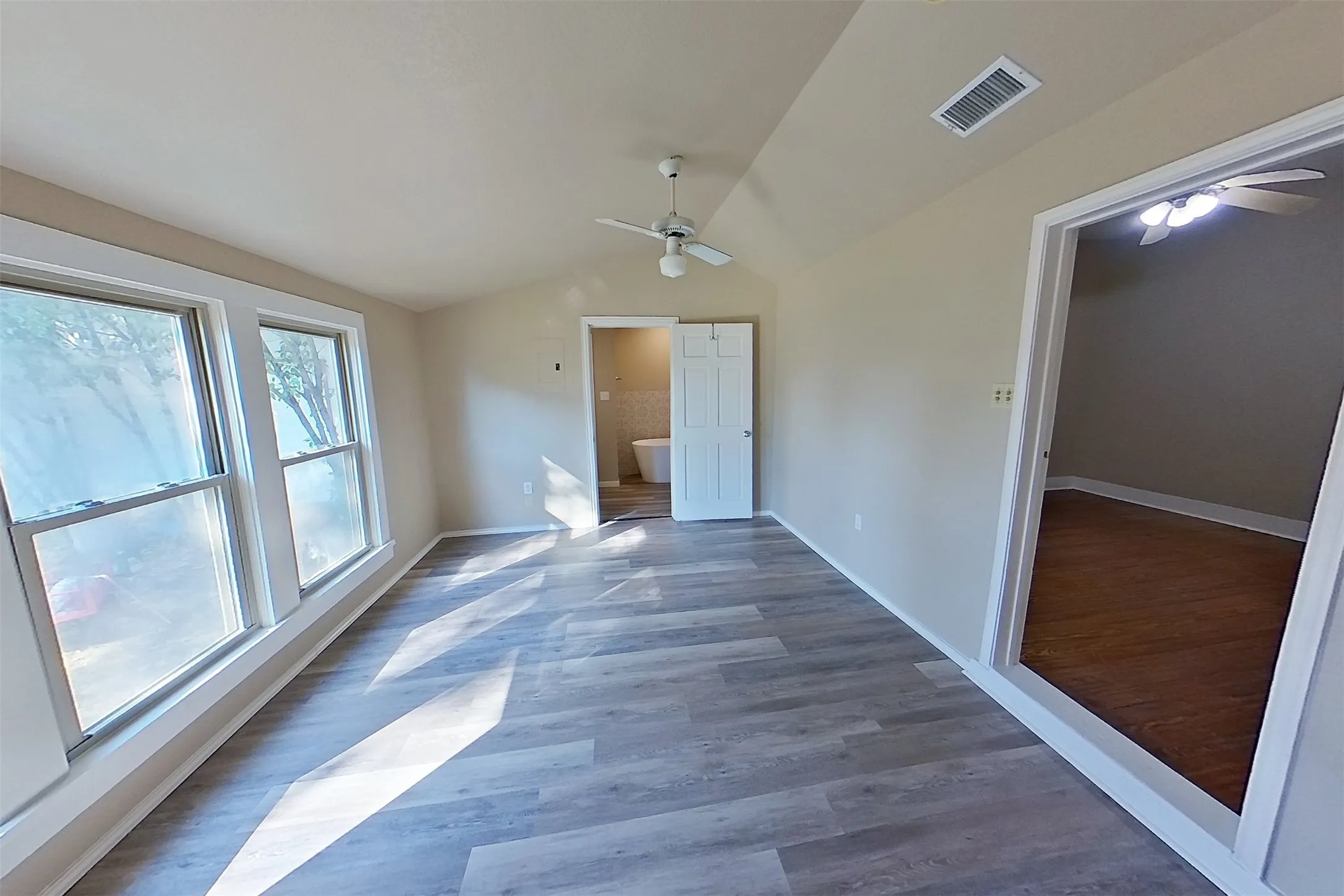 Single Family Residence For Sale in Johnson County , 108 S 2nd Street, Godley, Texas 76044, 3 Bedroom, 2 Bathroom, Garage spaces, 1,826 Sqft, built in 0, mls#21383001, Real Estate Agent in Godley, Homes For Sale in Johnson county, Homes For Sale in Godley, Realtor in Godley Texas, Real Estate Brokerage Independent Realty Texas, Luminita Cordes Realtor