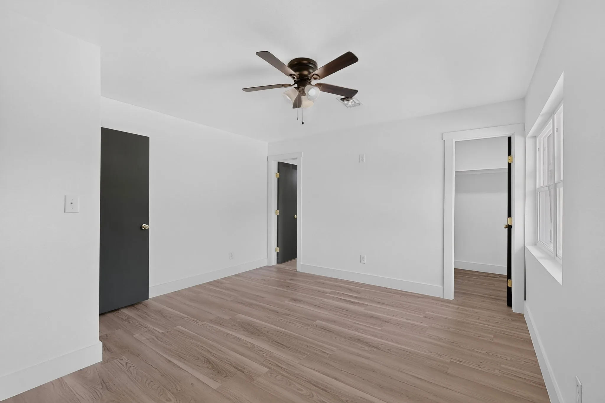 Single Family Residence For Sale in Collin County , 2224 Westlake Drive, Plano, Texas 75075, 4 Bedroom, 3 Bathroom, 2 Garage spaces, 1,846 Sqft, built in 1968, mls#21382199, Real Estate Agent in Plano, Homes For Sale in Collin county, Homes For Sale in Plano, Realtor in Plano Texas, Real Estate Brokerage Independent Realty Texas, Luminita Cordes Realtor