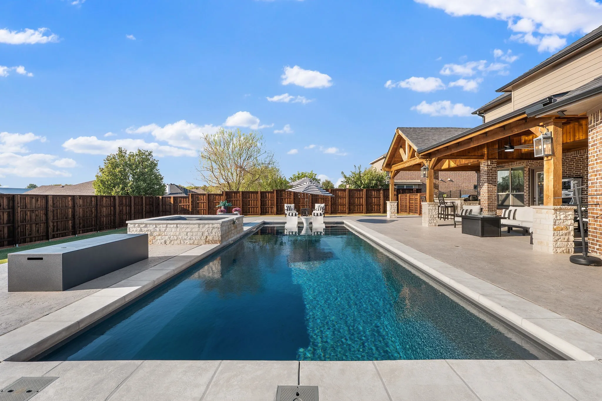 Single Family Residence For Sale in Collin County , 1102 Hidden Oaks Drive, Wylie, Texas 75098, 4 Bedroom, 4 Bathroom, 2 Garage spaces, 3,782 Sqft, built in 2015, mls#21381437, Real Estate Agent in Wylie, Homes For Sale in Collin county, Homes For Sale in Wylie, Realtor in Wylie Texas, Real Estate Brokerage Independent Realty Texas, Luminita Cordes Realtor