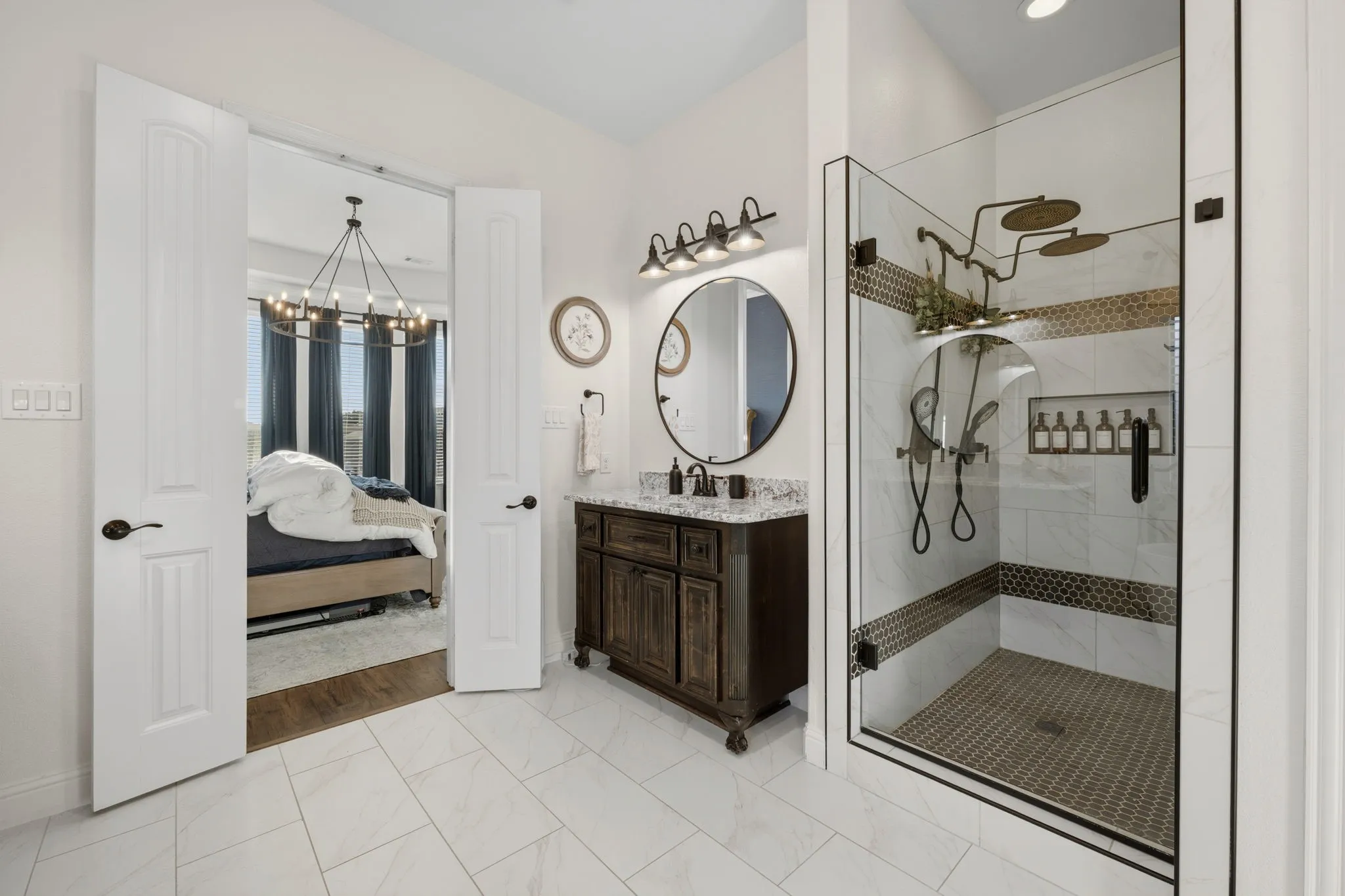 Single Family Residence For Sale in Collin County , 1102 Hidden Oaks Drive, Wylie, Texas 75098, 4 Bedroom, 4 Bathroom, 2 Garage spaces, 3,782 Sqft, built in 2015, mls#21381437, Real Estate Agent in Wylie, Homes For Sale in Collin county, Homes For Sale in Wylie, Realtor in Wylie Texas, Real Estate Brokerage Independent Realty Texas, Luminita Cordes Realtor