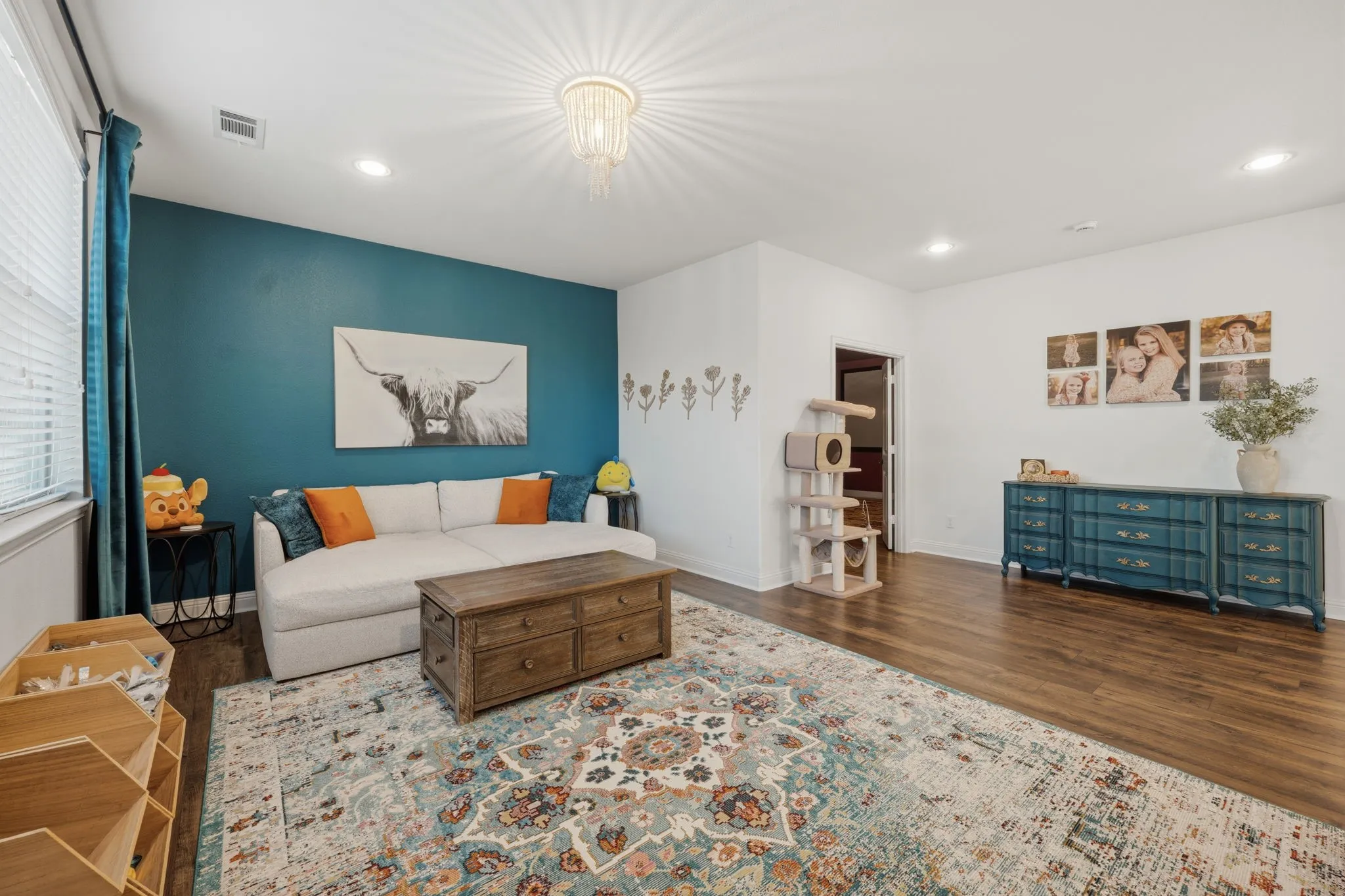 Single Family Residence For Sale in Collin County , 1102 Hidden Oaks Drive, Wylie, Texas 75098, 4 Bedroom, 4 Bathroom, 2 Garage spaces, 3,782 Sqft, built in 2015, mls#21381437, Real Estate Agent in Wylie, Homes For Sale in Collin county, Homes For Sale in Wylie, Realtor in Wylie Texas, Real Estate Brokerage Independent Realty Texas, Luminita Cordes Realtor
