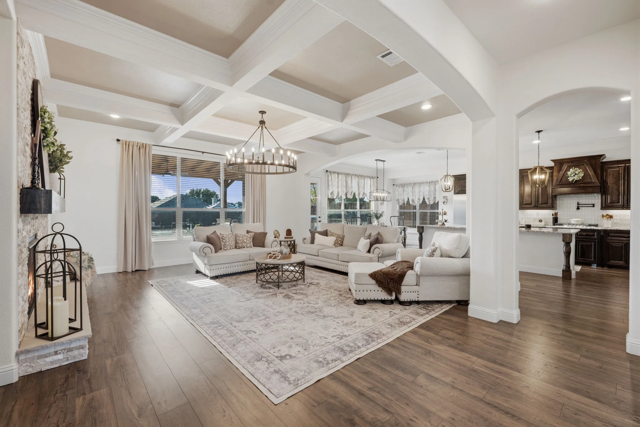 Single Family Residence For Sale in Collin County , 1102 Hidden Oaks Drive, Wylie, Texas 75098, 4 Bedroom, 4 Bathroom, 2 Garage spaces, 3,782 Sqft, built in 2015, mls#21381437, Real Estate Agent in Wylie, Homes For Sale in Collin county, Homes For Sale in Wylie, Realtor in Wylie Texas, Real Estate Brokerage Independent Realty Texas, Luminita Cordes Realtor