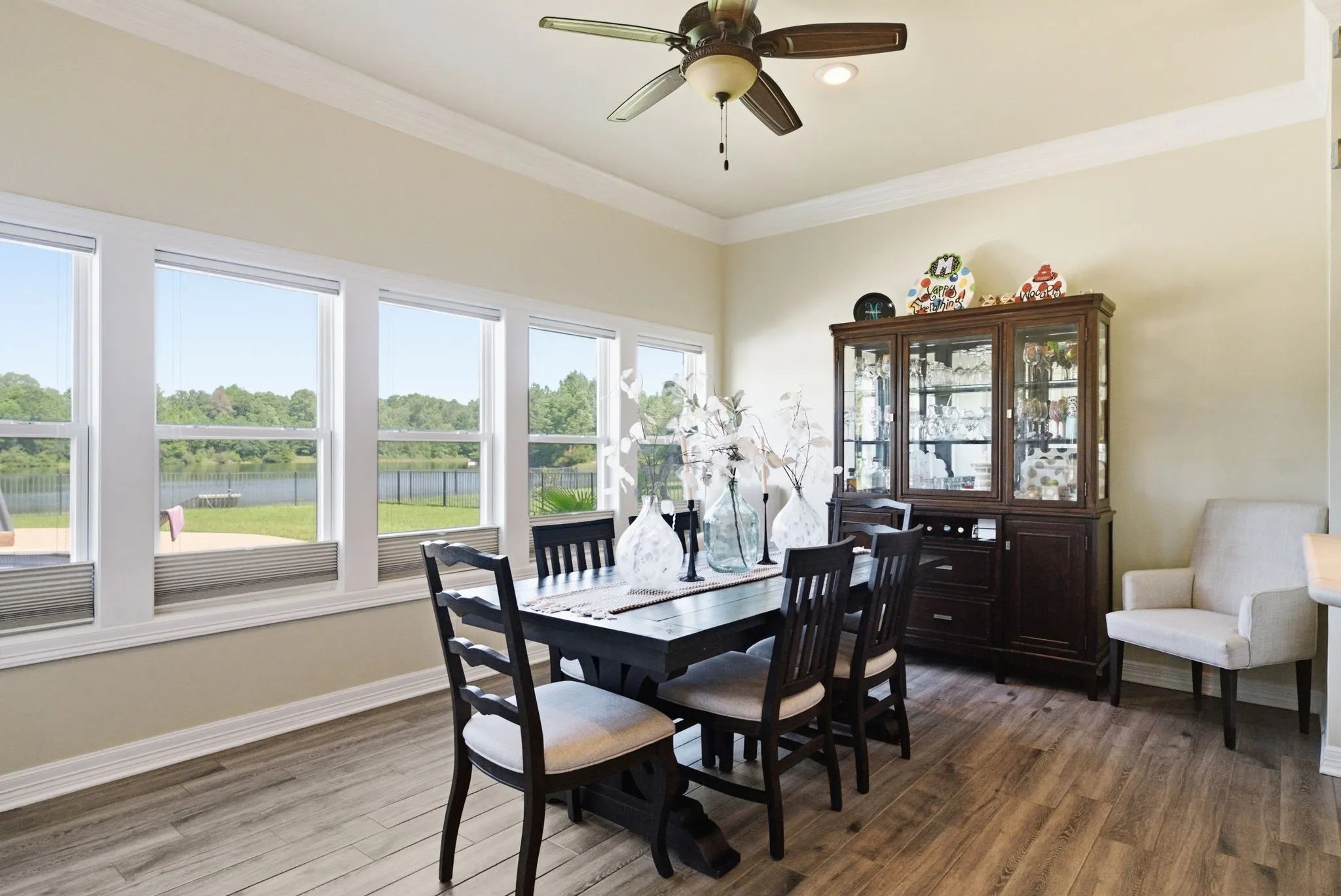 Single Family Residence For Sale in Smith County , 10936 Deer Creek Drive, Tyler, Texas 75707, 4 Bedroom, 4 Bathroom, 2 Garage spaces, 3,912 Sqft, built in 2002, mls#21383658, Real Estate Agent in Tyler, Homes For Sale in Smith county, Homes For Sale in Tyler, Realtor in Tyler Texas, Real Estate Brokerage Independent Realty Texas, Luminita Cordes Realtor