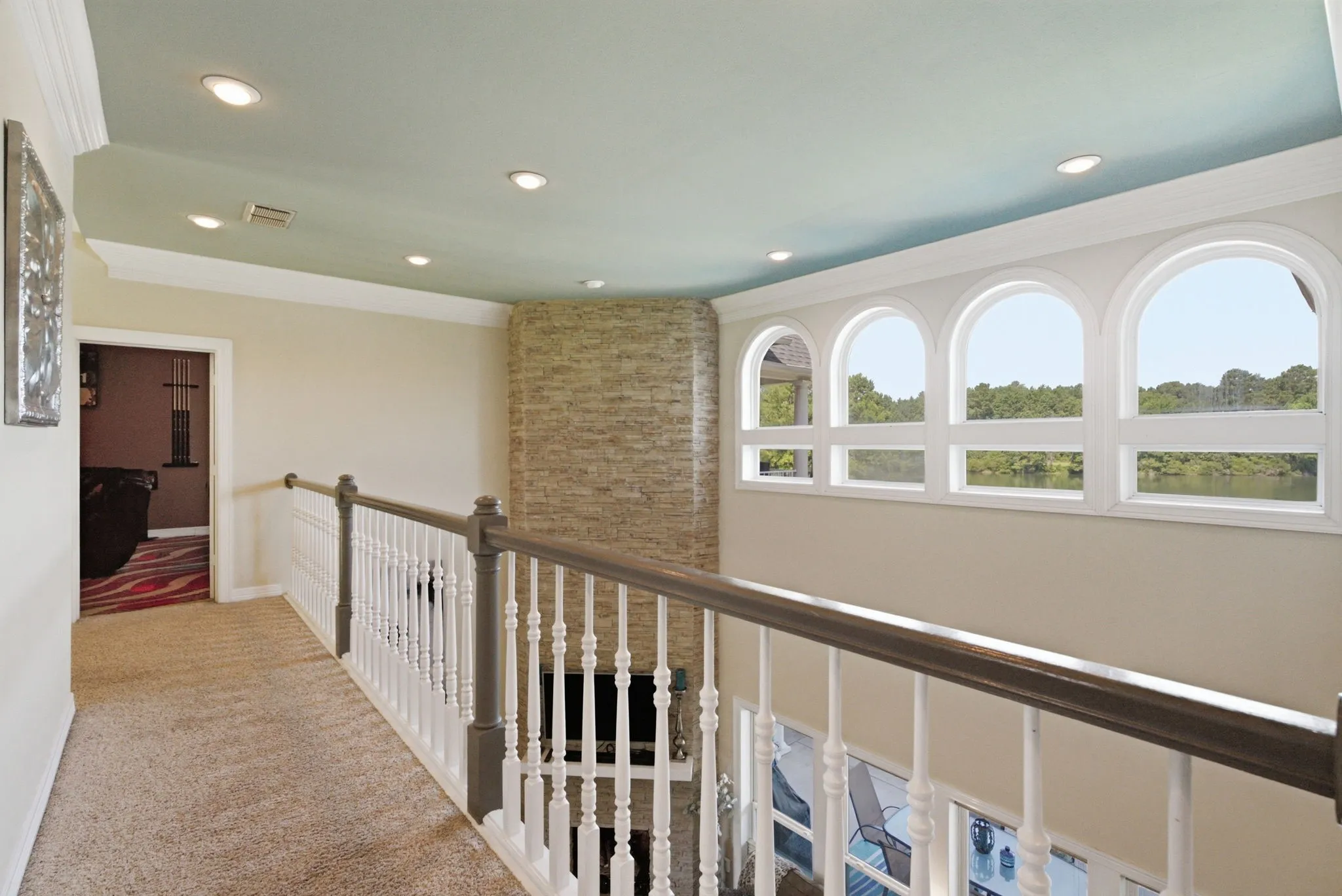 Single Family Residence For Sale in Smith County , 10936 Deer Creek Drive, Tyler, Texas 75707, 4 Bedroom, 4 Bathroom, 2 Garage spaces, 3,912 Sqft, built in 2002, mls#21383658, Real Estate Agent in Tyler, Homes For Sale in Smith county, Homes For Sale in Tyler, Realtor in Tyler Texas, Real Estate Brokerage Independent Realty Texas, Luminita Cordes Realtor