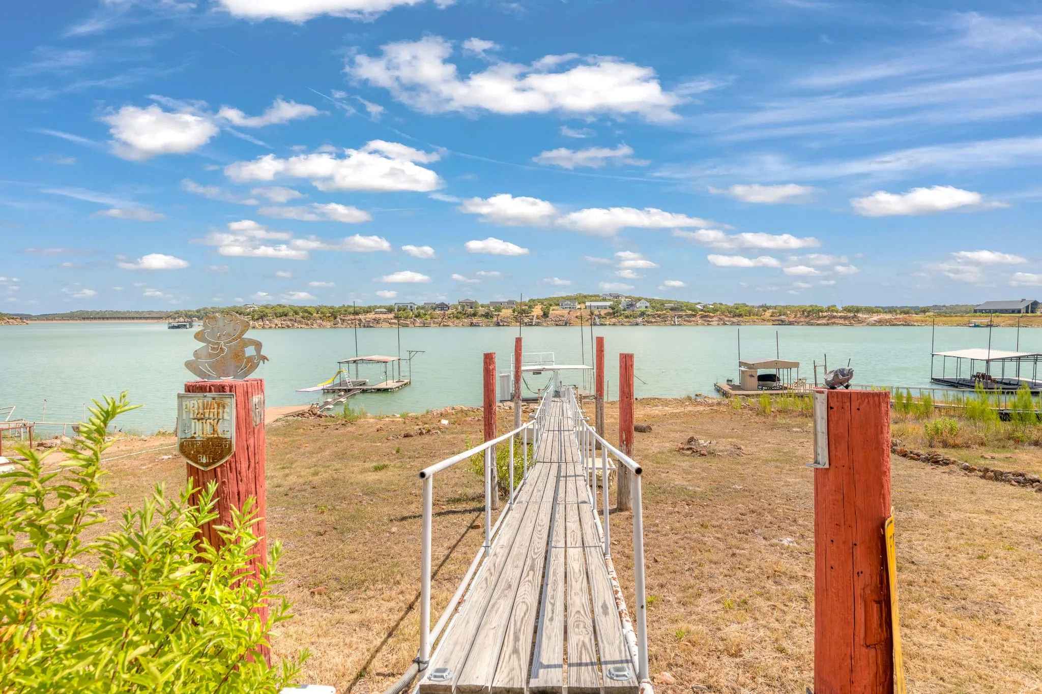 Single Family Residence For Sale in Eastland County , 969 N Shore Drive, Cisco, Texas 76437, 3 Bedroom, 2 Bathroom, Garage spaces, 1,168 Sqft, built in 1945, mls#21383661, Real Estate Agent in Cisco, Homes For Sale in Eastland county, Homes For Sale in Cisco, Realtor in Cisco Texas, Real Estate Brokerage Independent Realty Texas, Luminita Cordes Realtor
