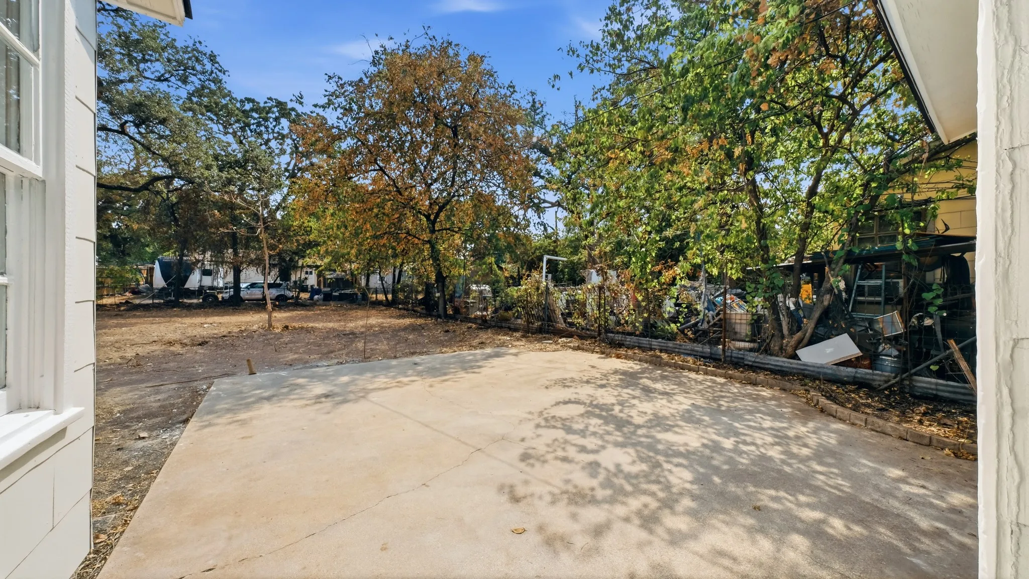 Single Family Residence For Sale in Tarrant County , 3728 Hardeman Street, Fort Worth, Texas 76119, 2 Bedroom, 1 Bathroom, 1 Garage spaces, 841 Sqft, built in 1952, mls#21383663, Real Estate Agent in Fort Worth, Homes For Sale in Tarrant county, Homes For Sale in Fort Worth, Realtor in Fort Worth Texas, Real Estate Brokerage Independent Realty Texas, Luminita Cordes Realtor