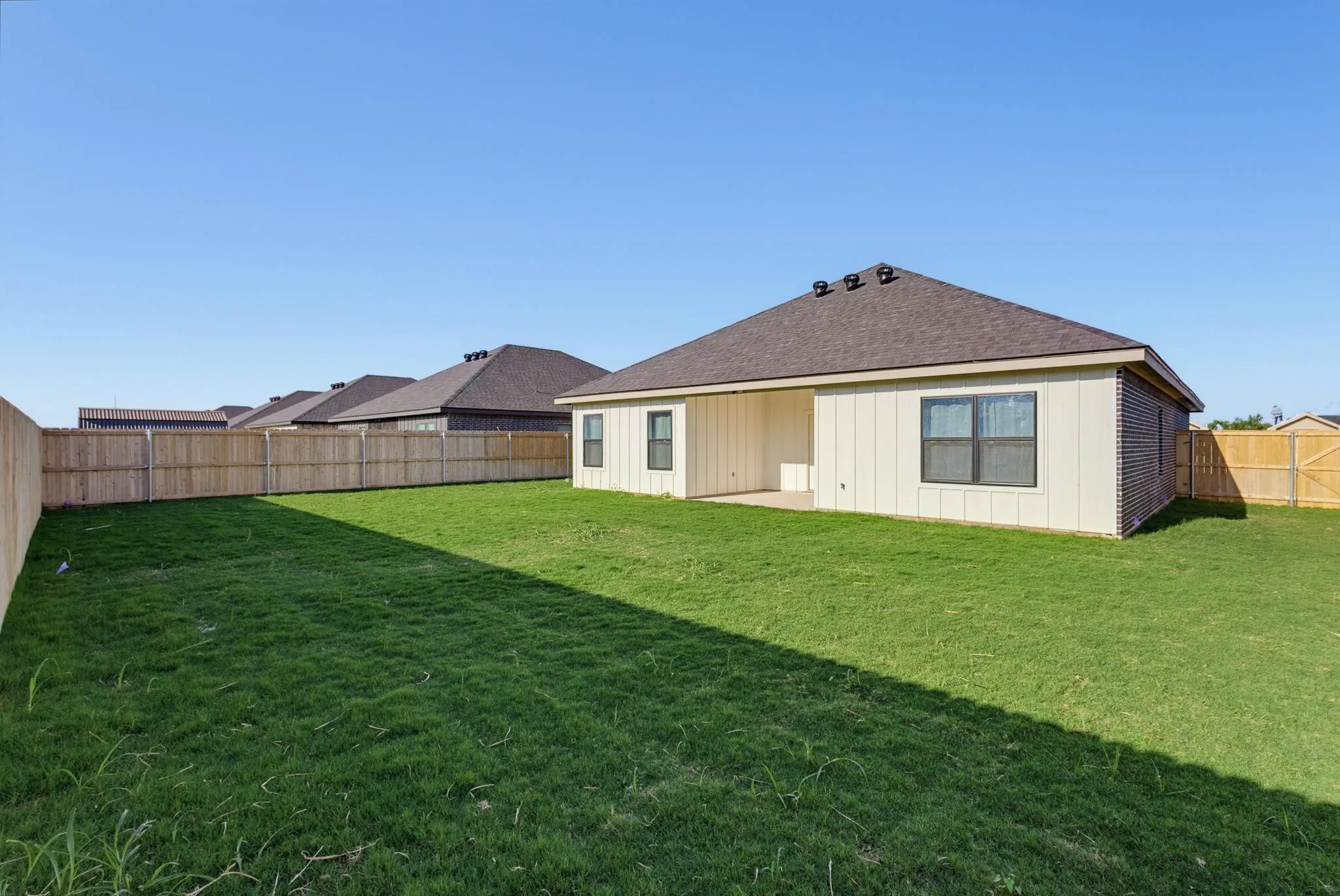 Single Family Residence For Rent in Taylor County , 7659 Lake Ridge Parkway, Abilene, Texas 79602, 3 Bedroom, 2 Bathroom, 2 Garage spaces, 1,650 Sqft, built in 2026, mls#21382036, Real Estate Agent in Abilene, Homes For Rent in Taylor county, Homes For Rent in Abilene, Realtor in Abilene Texas, Real Estate Brokerage Independent Realty Texas, Luminita Cordes Realtor