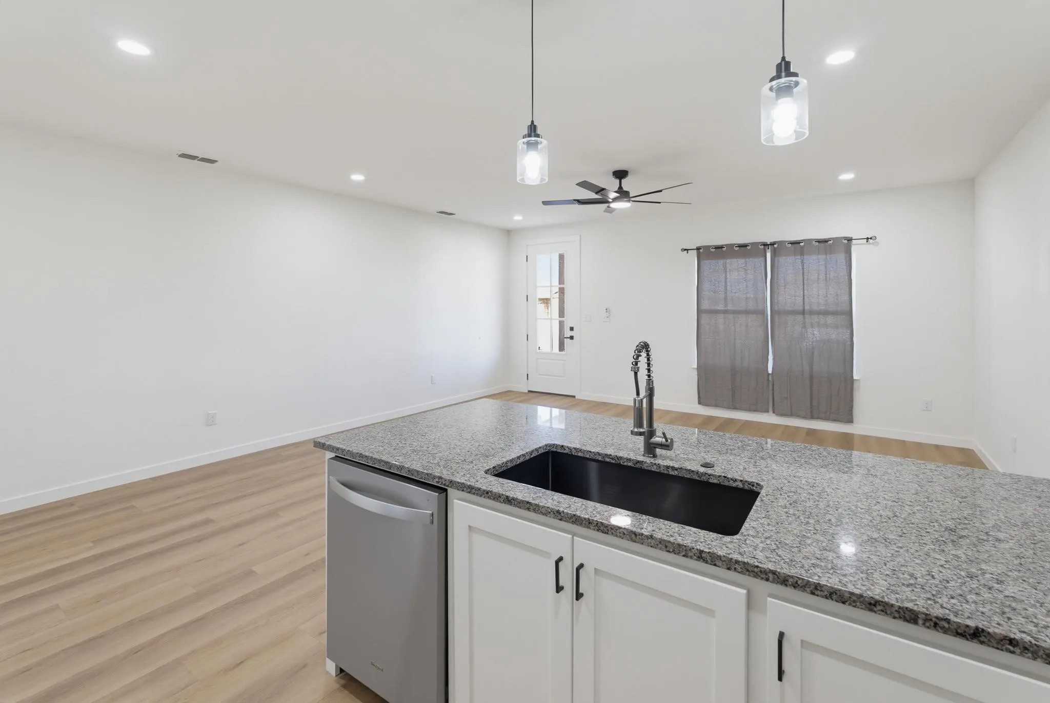 Single Family Residence For Rent in Taylor County , 7659 Lake Ridge Parkway, Abilene, Texas 79602, 3 Bedroom, 2 Bathroom, 2 Garage spaces, 1,650 Sqft, built in 2026, mls#21382036, Real Estate Agent in Abilene, Homes For Rent in Taylor county, Homes For Rent in Abilene, Realtor in Abilene Texas, Real Estate Brokerage Independent Realty Texas, Luminita Cordes Realtor