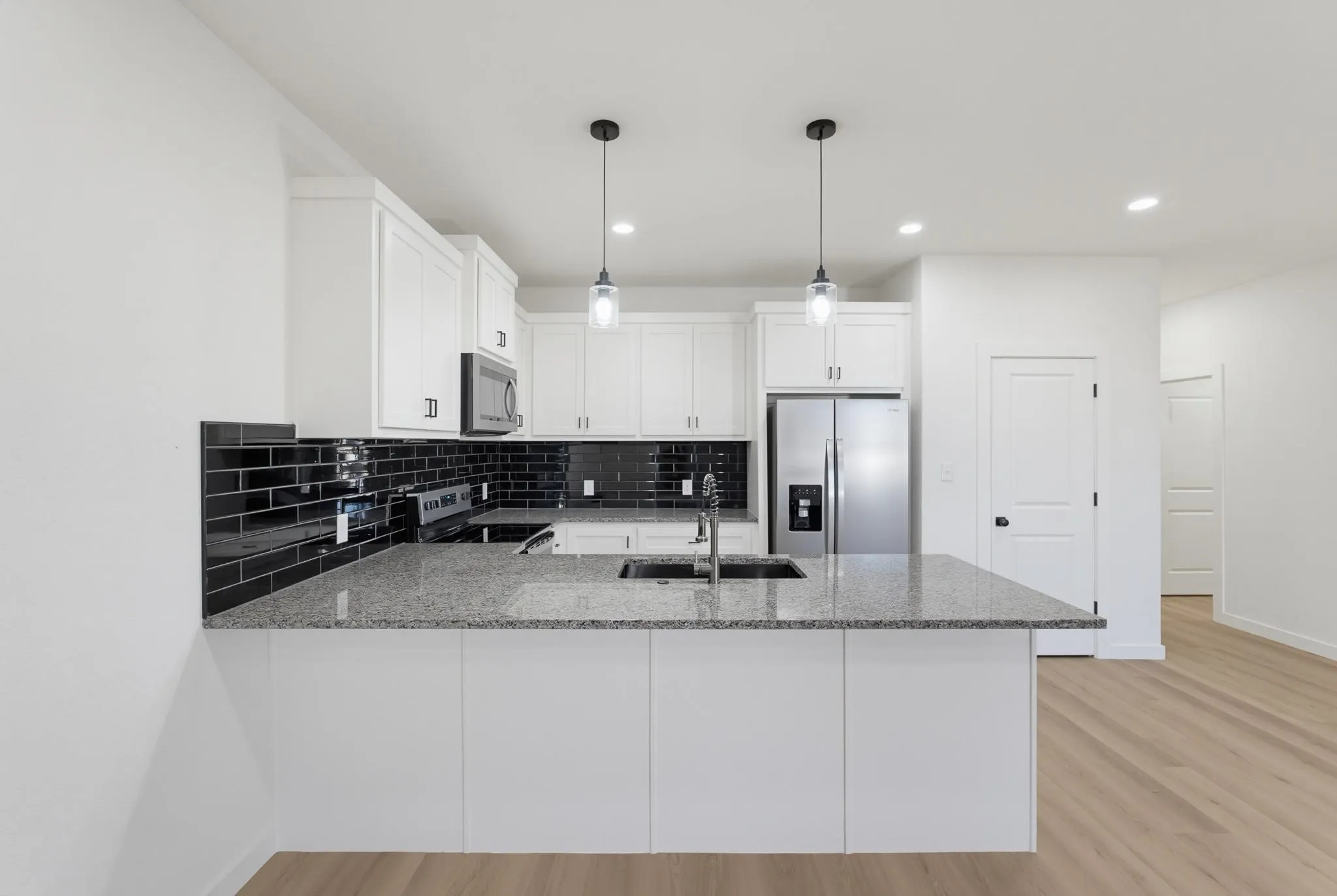 Single Family Residence For Rent in Taylor County , 7659 Lake Ridge Parkway, Abilene, Texas 79602, 3 Bedroom, 2 Bathroom, 2 Garage spaces, 1,650 Sqft, built in 2026, mls#21382036, Real Estate Agent in Abilene, Homes For Rent in Taylor county, Homes For Rent in Abilene, Realtor in Abilene Texas, Real Estate Brokerage Independent Realty Texas, Luminita Cordes Realtor