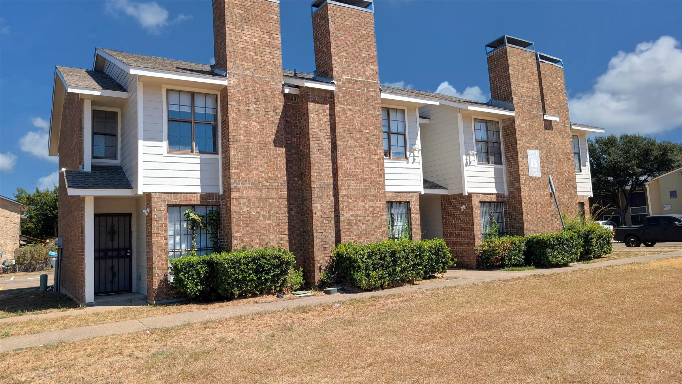 Apartment For Sale in Dallas County , 8001 Rothington Road 11, Dallas, Texas 75227, 0, 0, Garage spaces, 0 Sqft, built in 1983, mls#21383435, Real Estate Agent in Dallas, Homes For Sale in Dallas county, Homes For Sale in Dallas, Realtor in Dallas Texas, Real Estate Brokerage Independent Realty Texas, Luminita Cordes Realtor